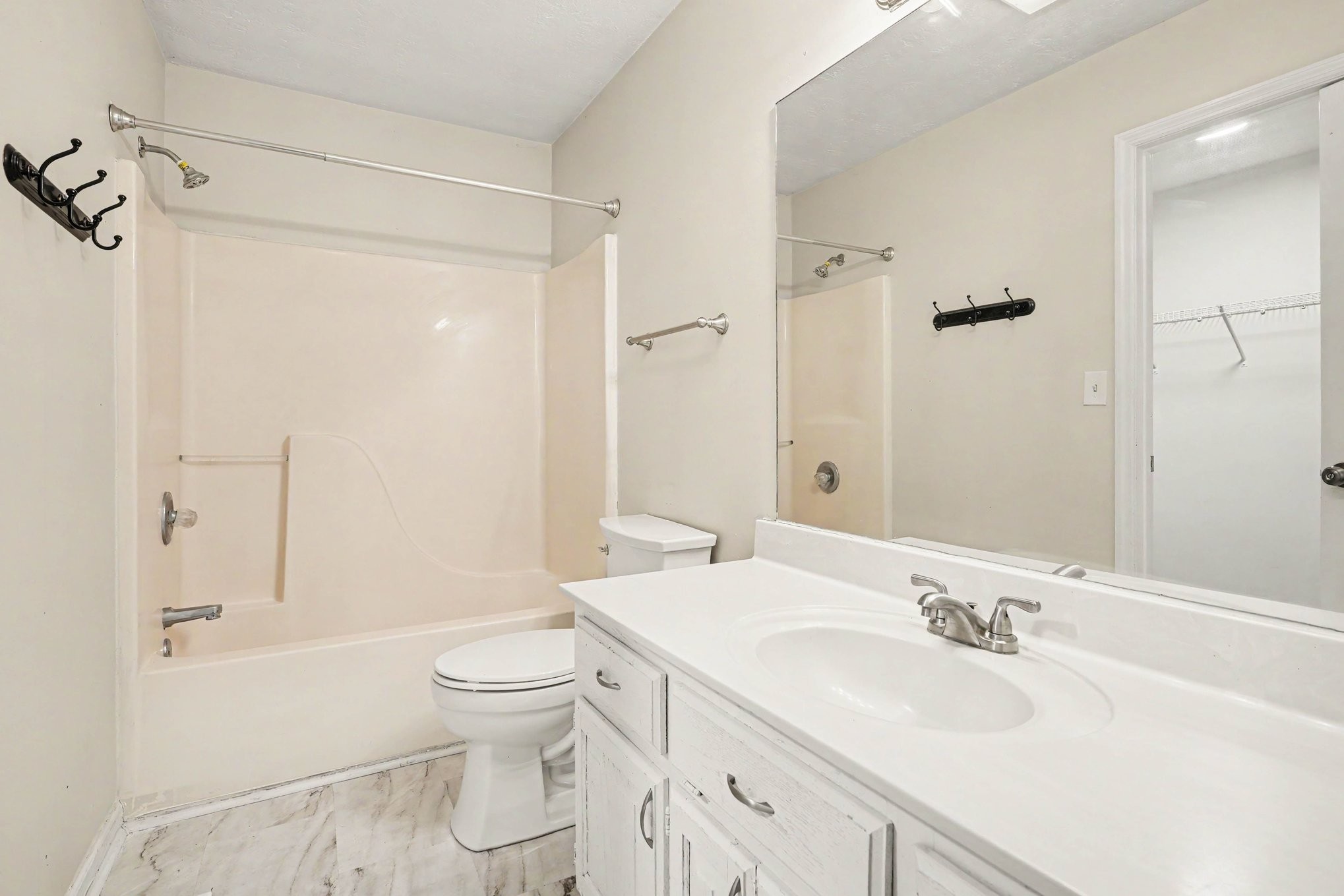 2033 Prescott Way Property Photo 19