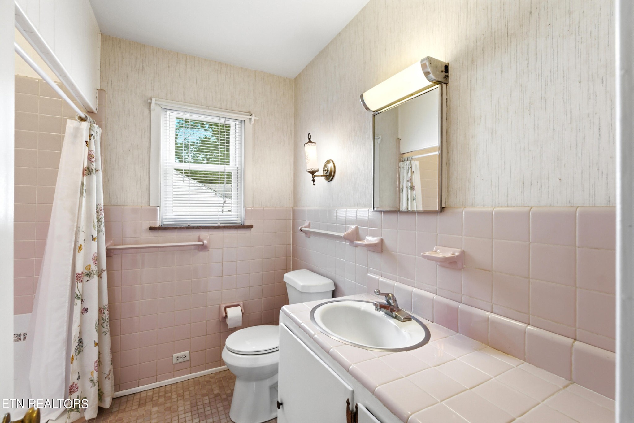 121 Salem Rd Property Photo 17