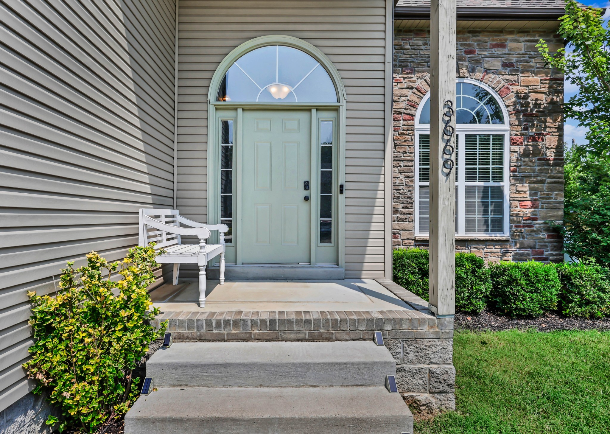 3669 Fox Tail Dr Property Photo 2