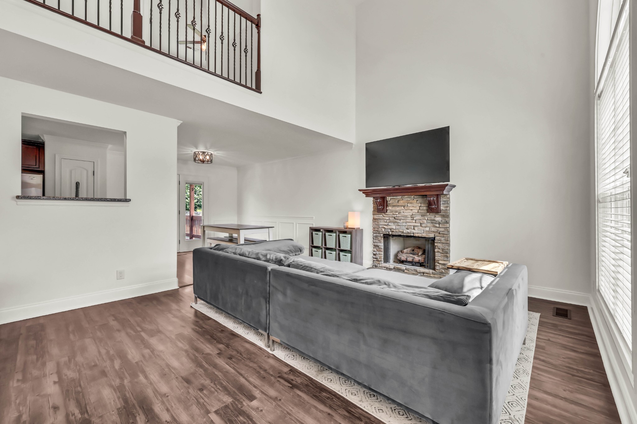 3669 Fox Tail Dr Property Photo 4