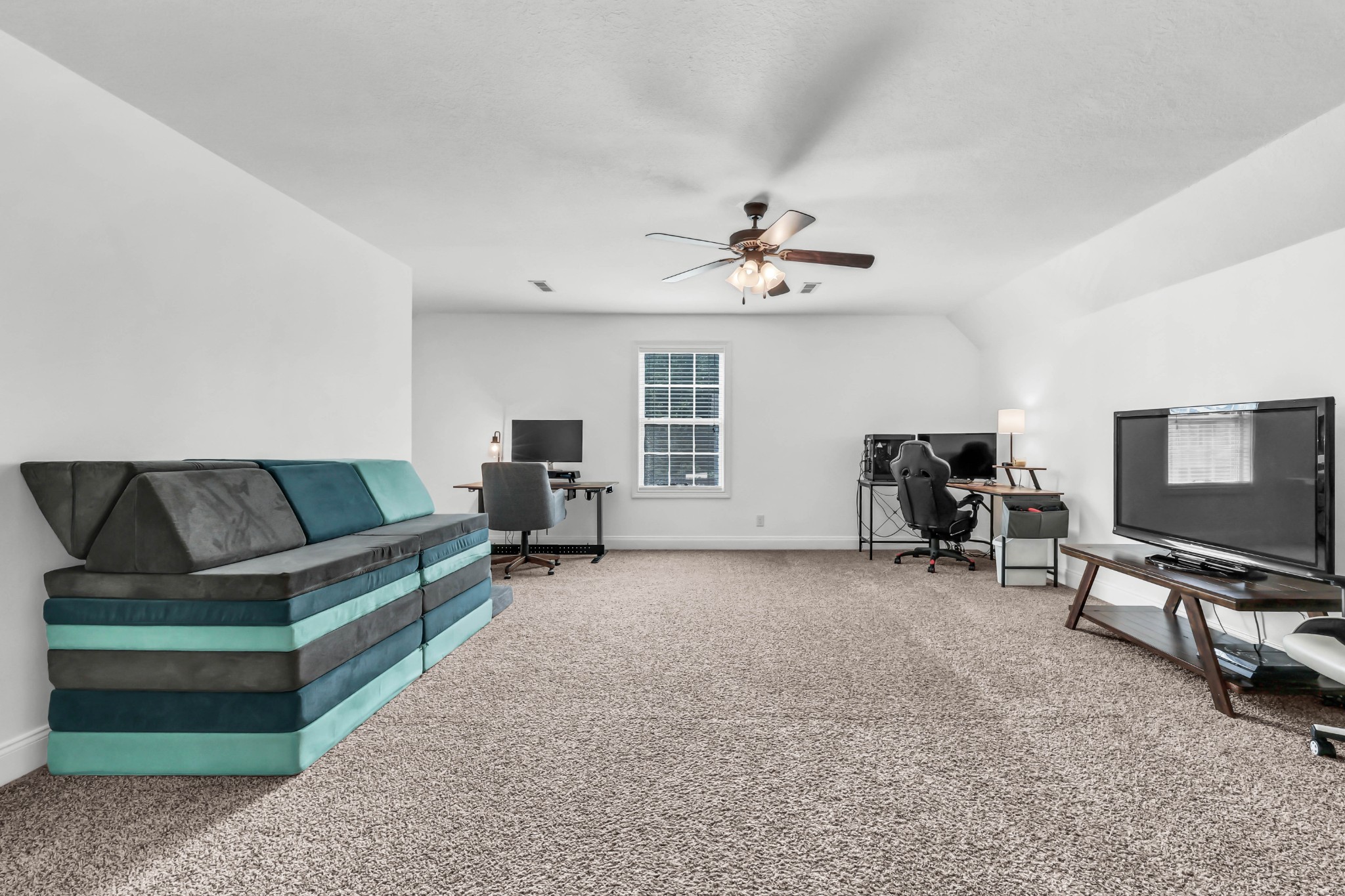3669 Fox Tail Dr Property Photo 26
