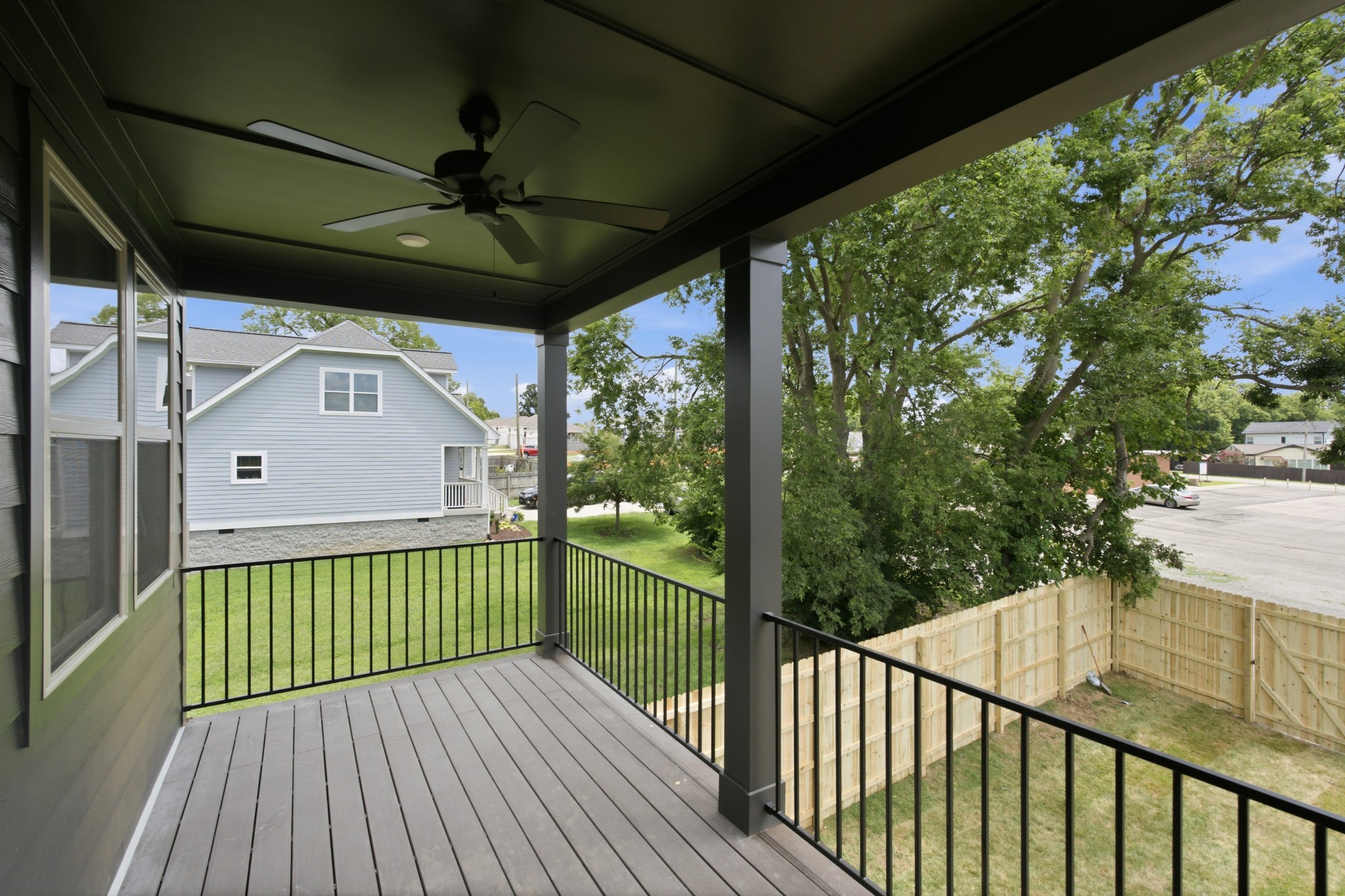 603 James Ave Property Photo 22
