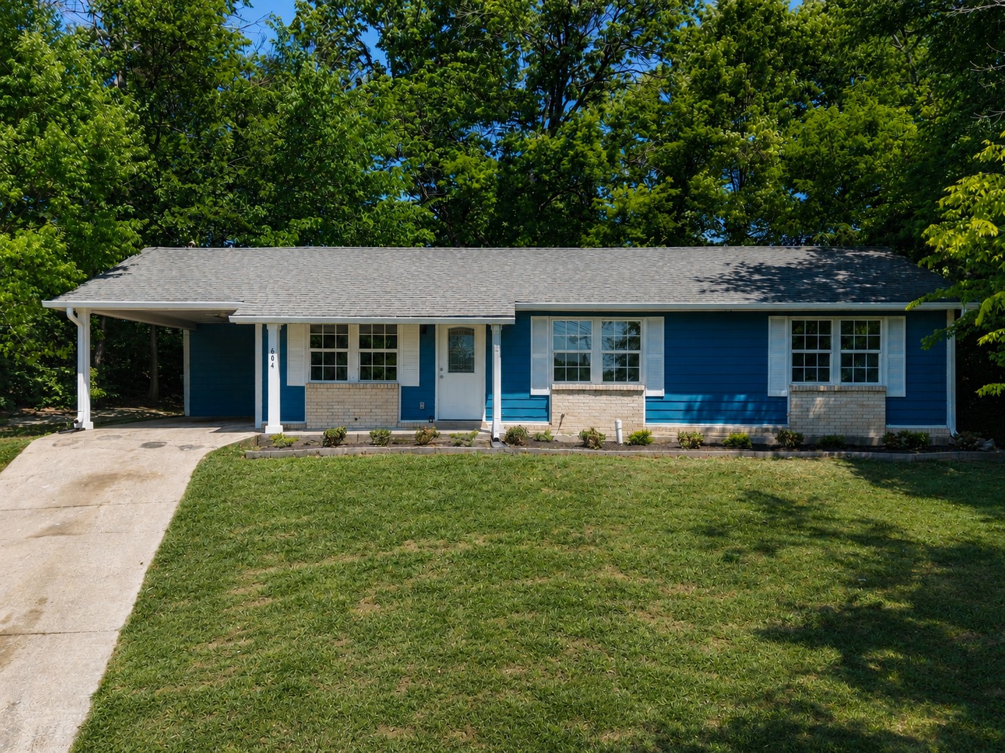 604 Valley Grove Ct Property Photo 1