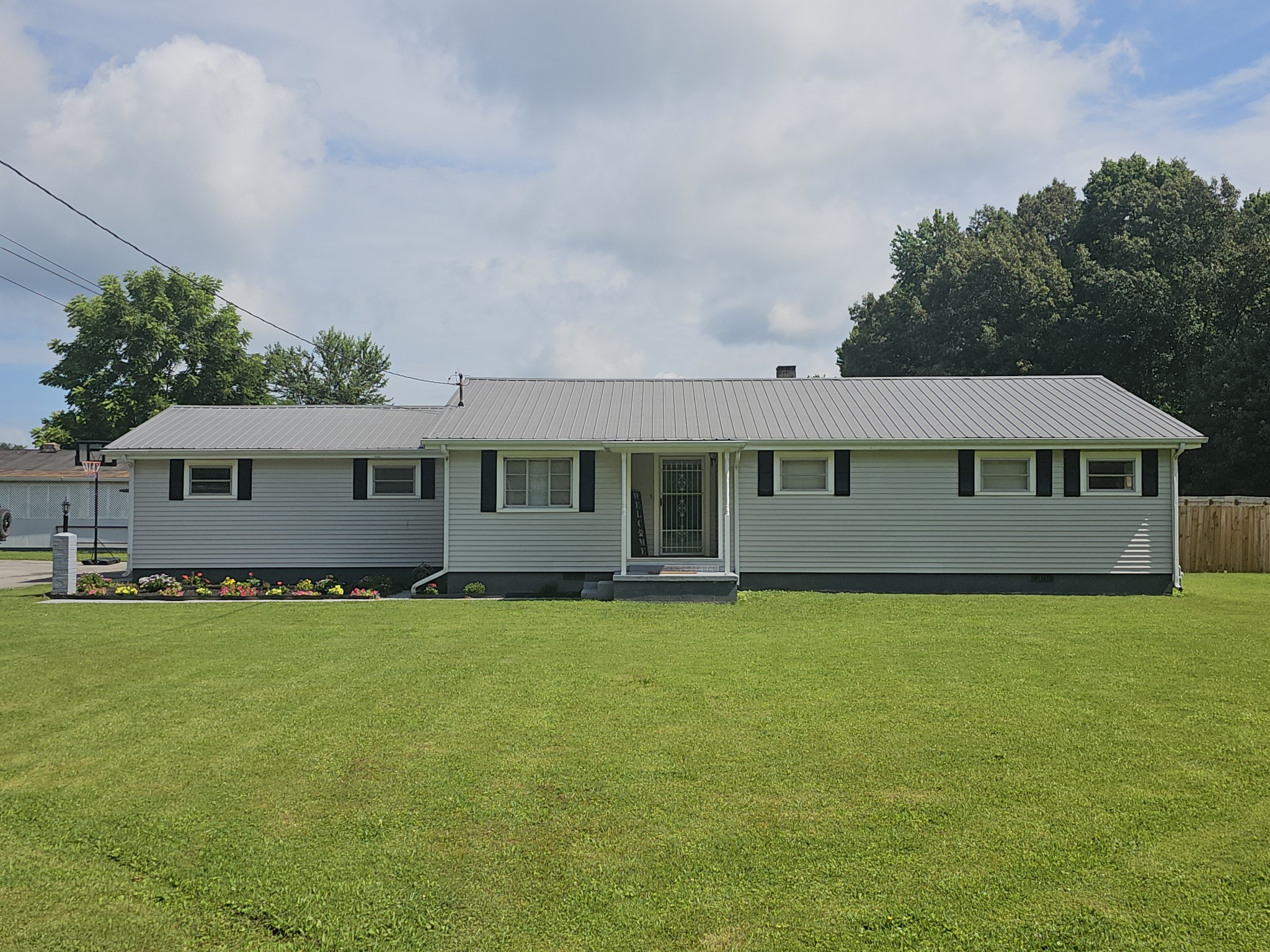715 Marbury Rd Property Photo 32