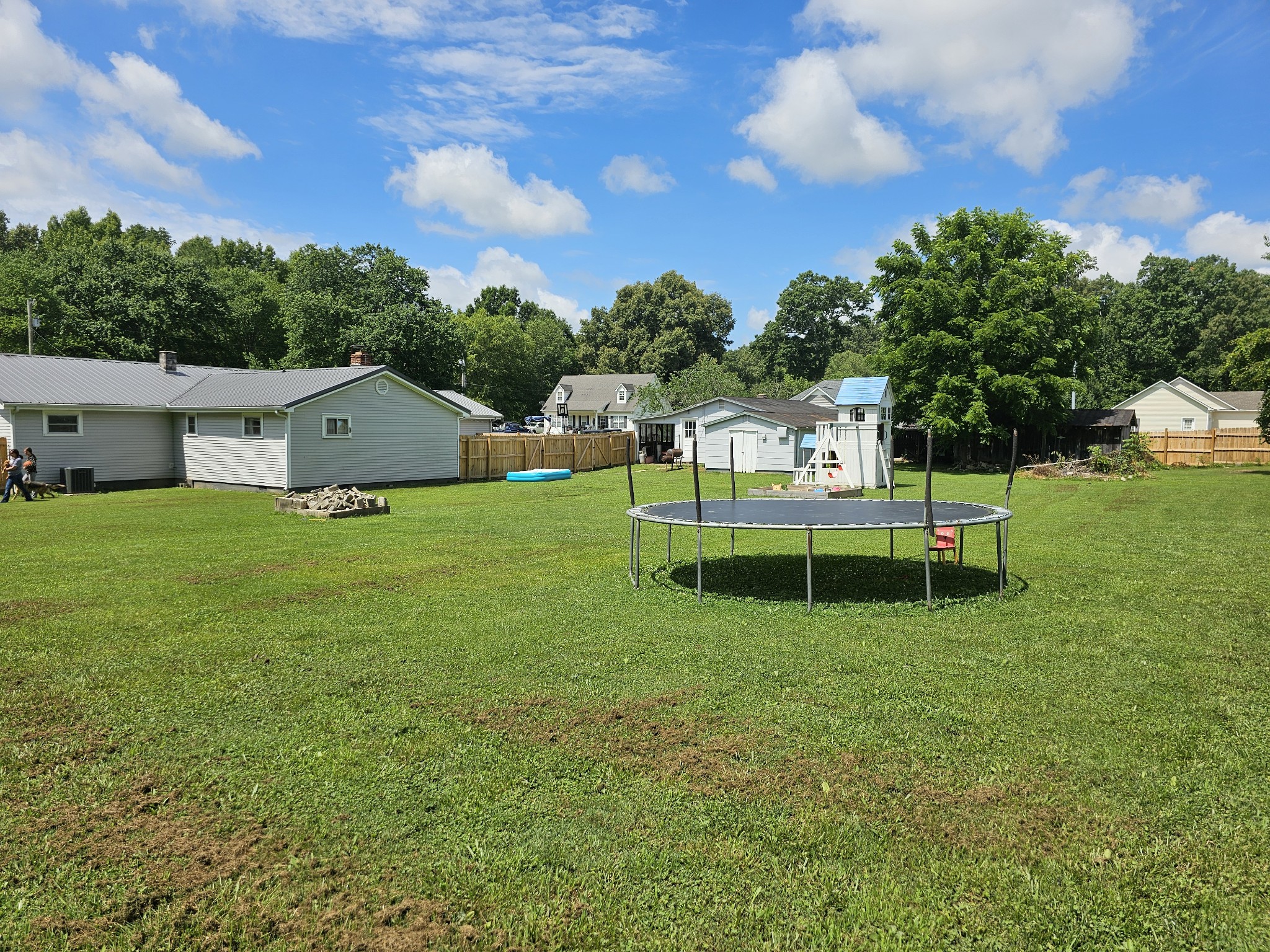 715 Marbury Rd Property Photo 35
