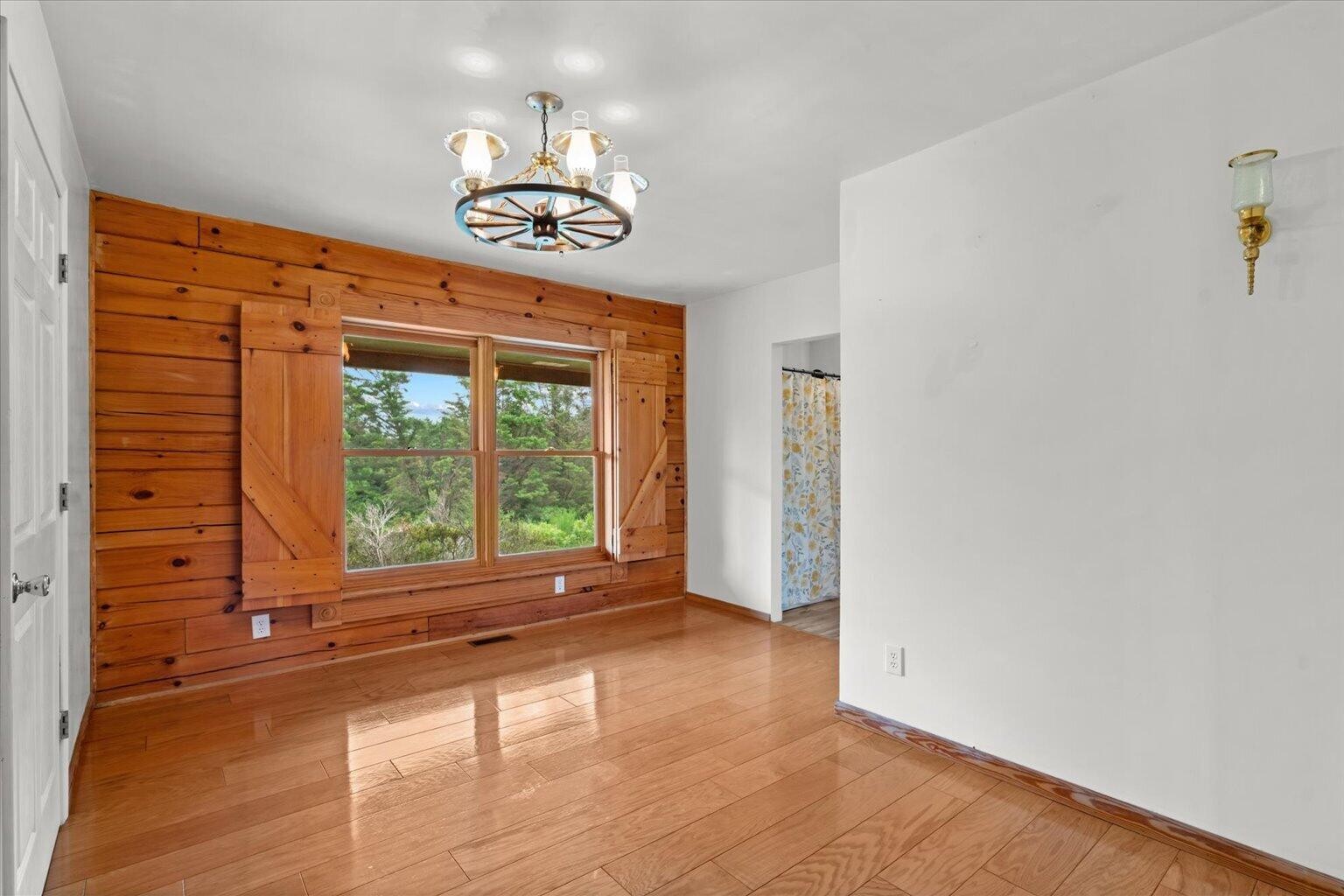 315 Woody Road, Nw Property Photo 26
