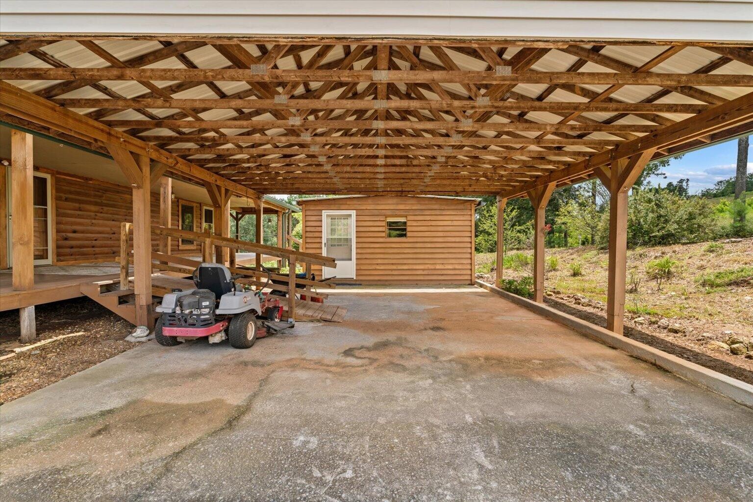 315 Woody Road, Nw Property Photo 35