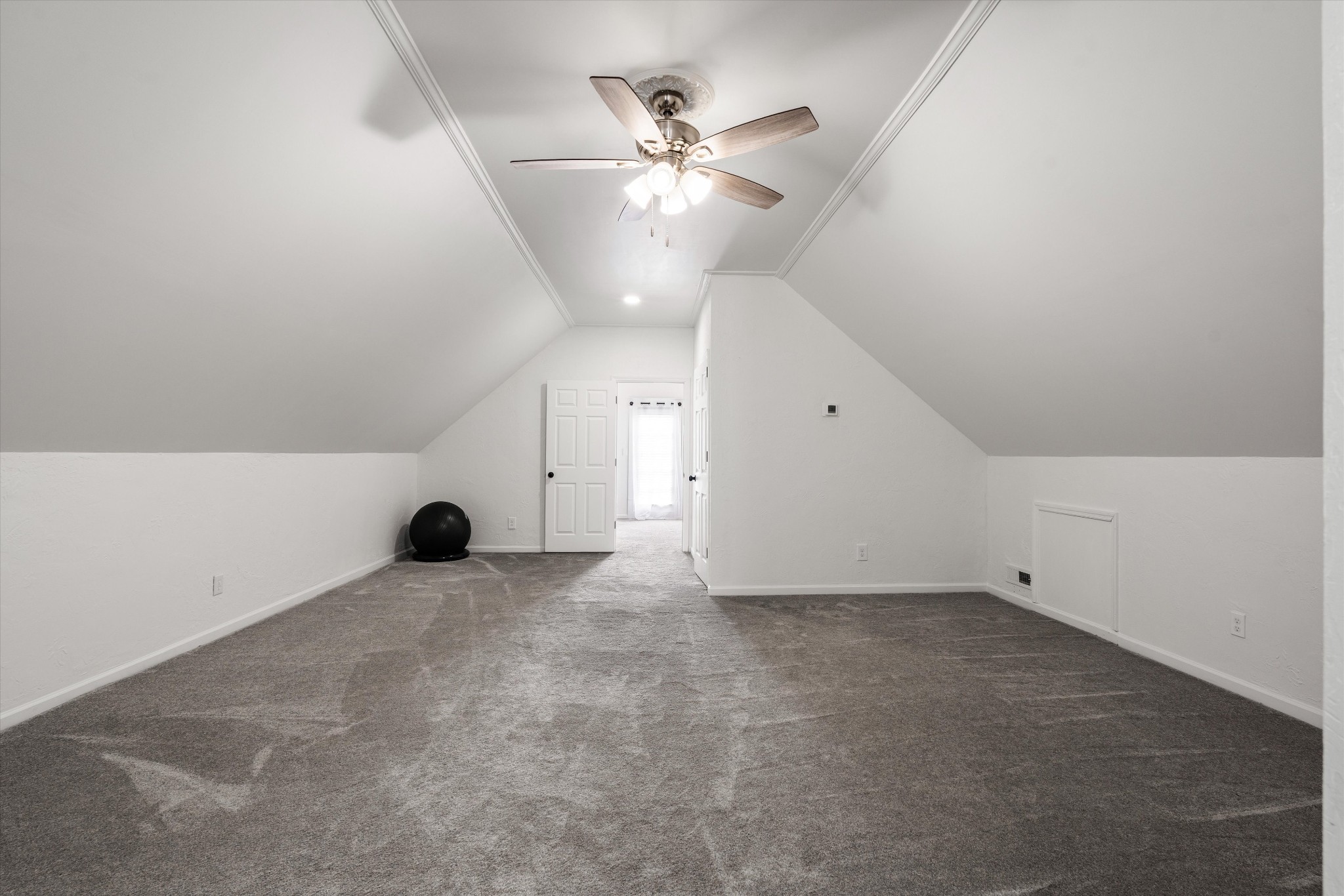 3941 Honeysuckle Way Property Photo 23