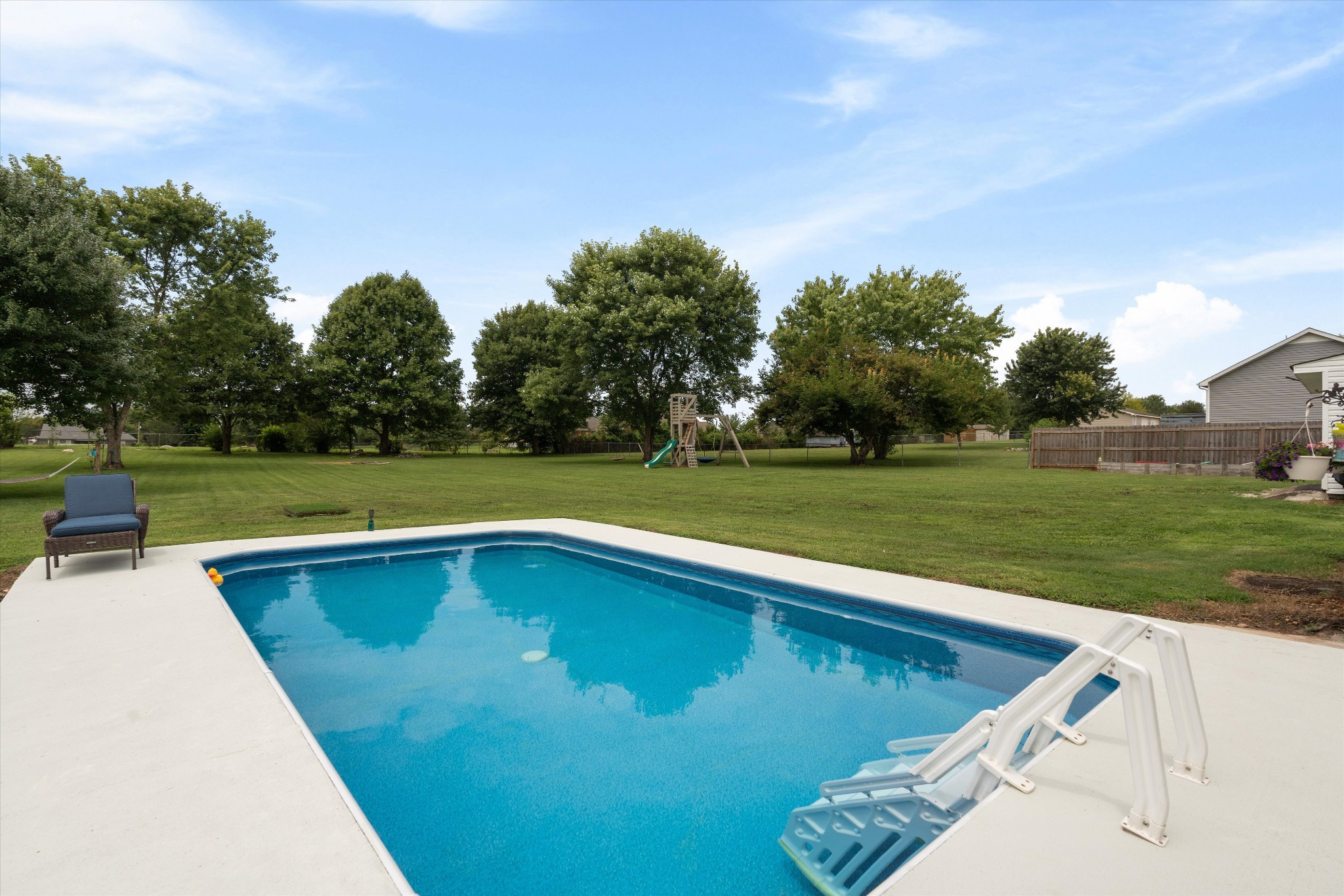 3941 Honeysuckle Way Property Photo 42