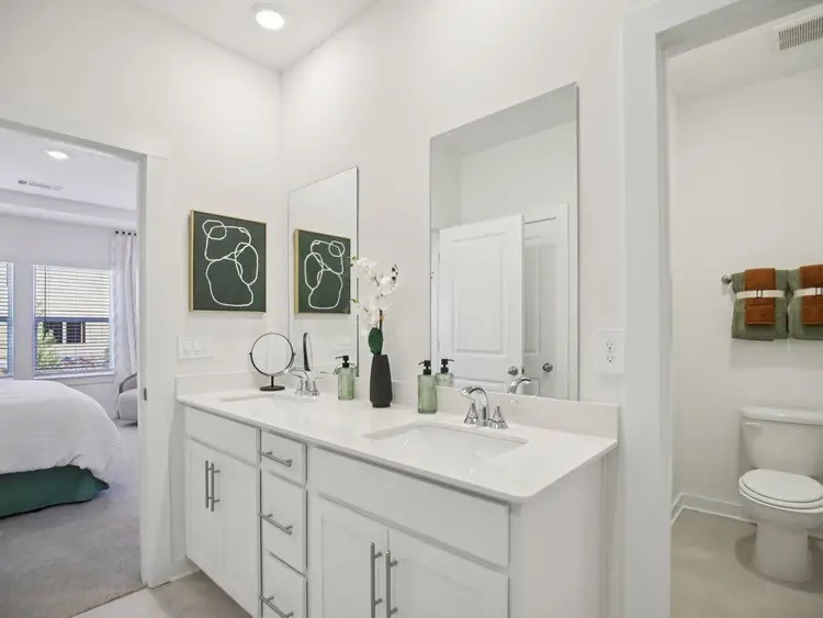 523 Goldfinch Way Property Photo 7
