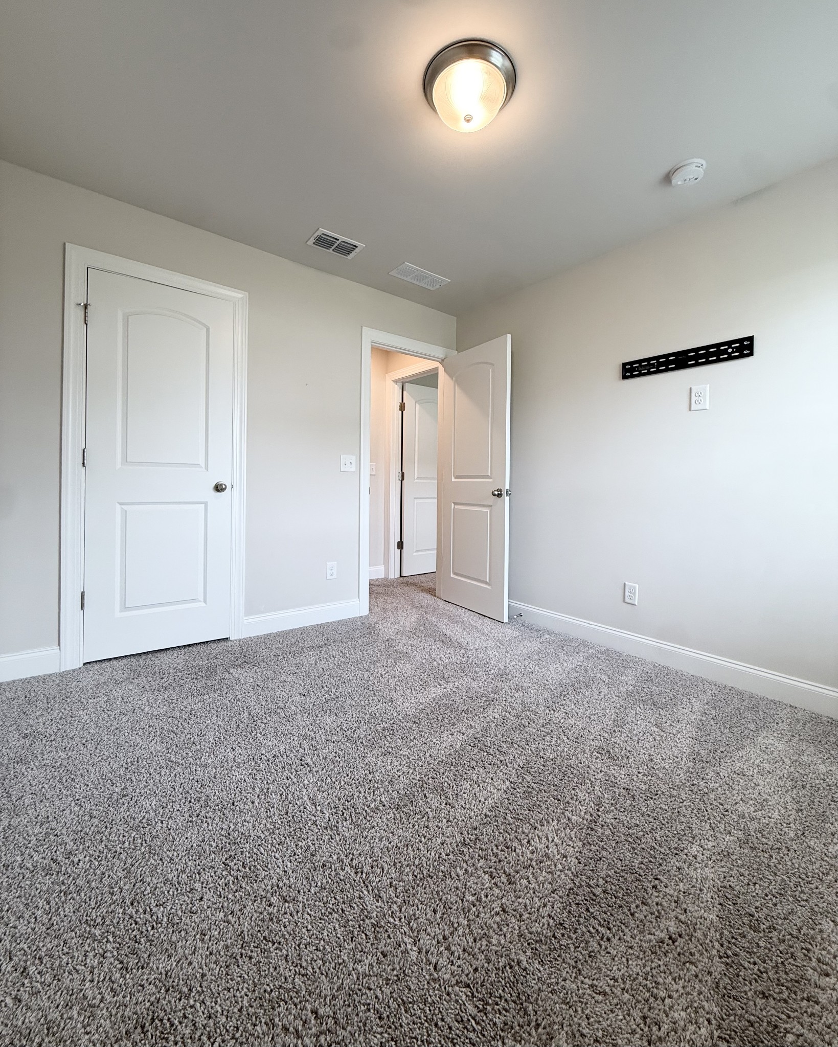 280 Netherlands Blvd Property Photo 43
