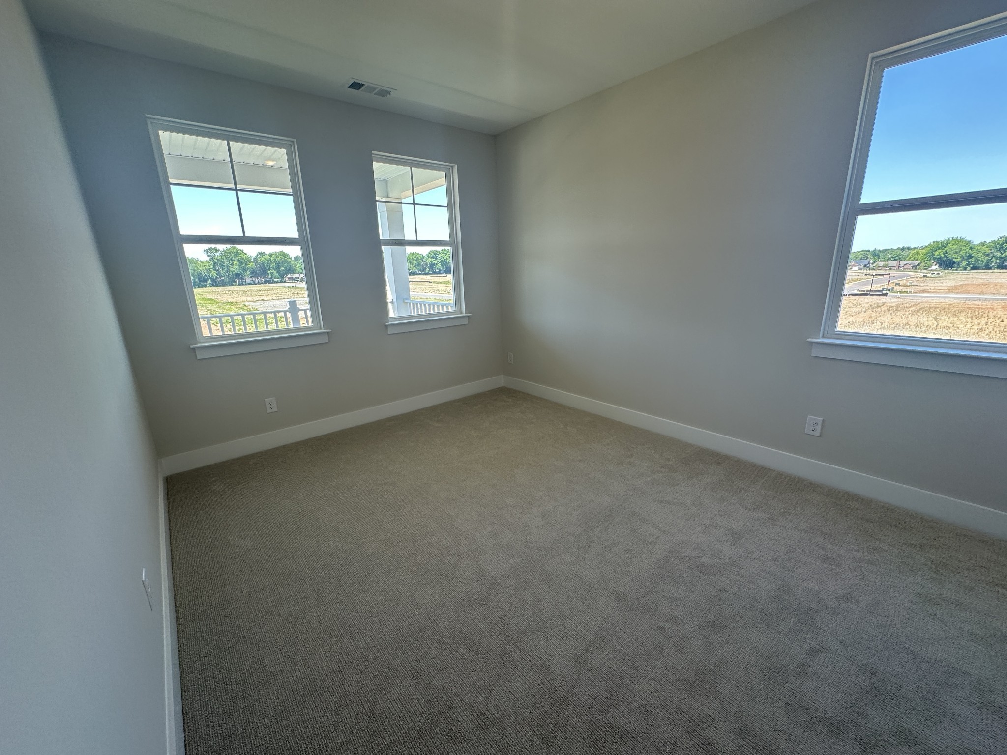 1424 Shallow Creek Dr Property Photo 7