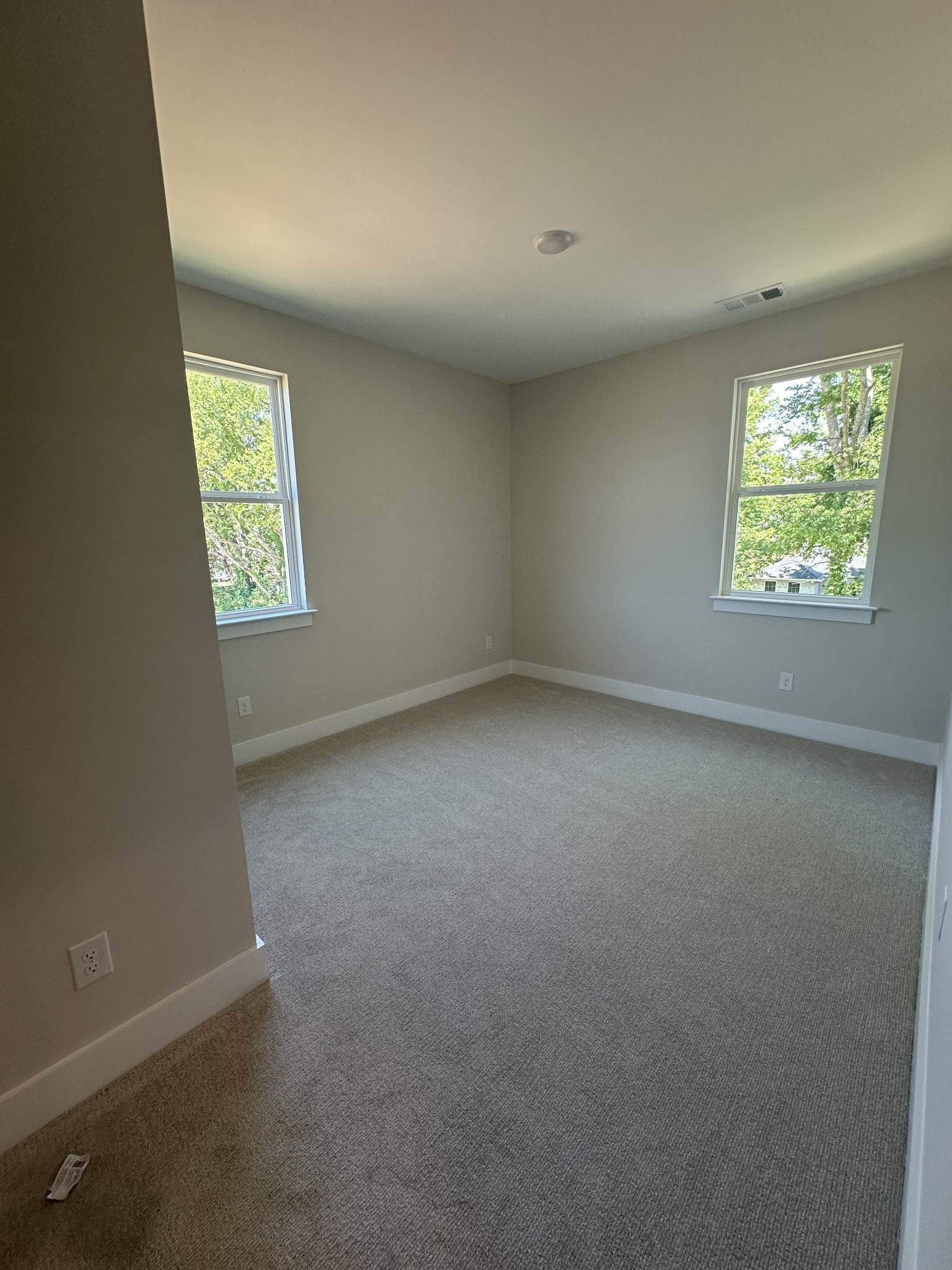 1424 Shallow Creek Dr Property Photo 9