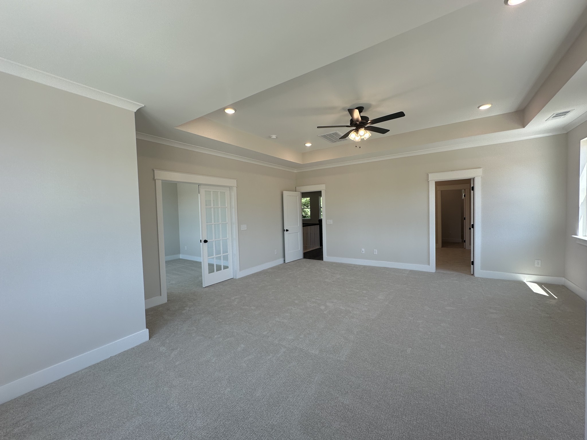 1424 Shallow Creek Dr Property Photo 12