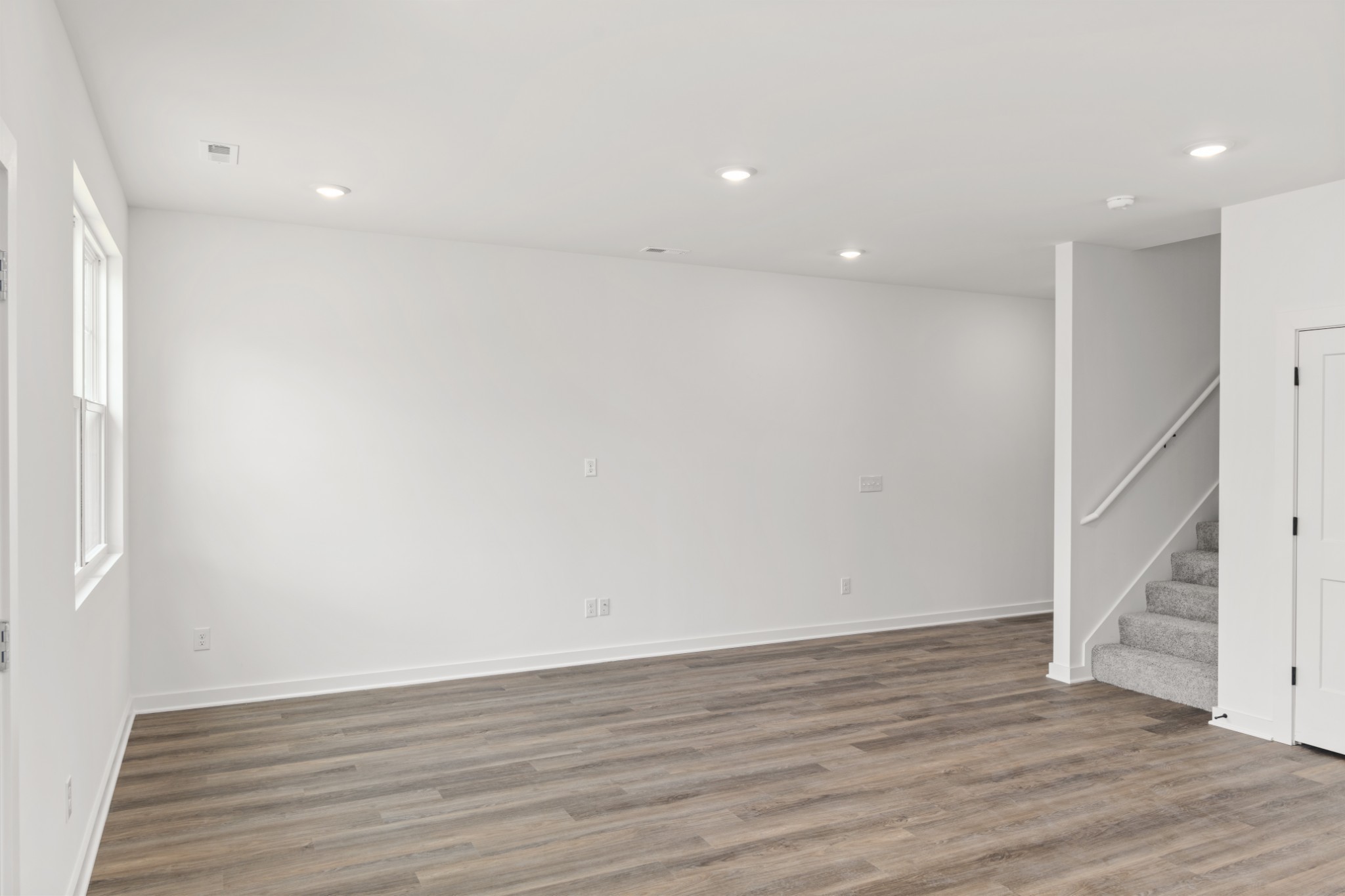 1626 Daly Dr Property Photo 3