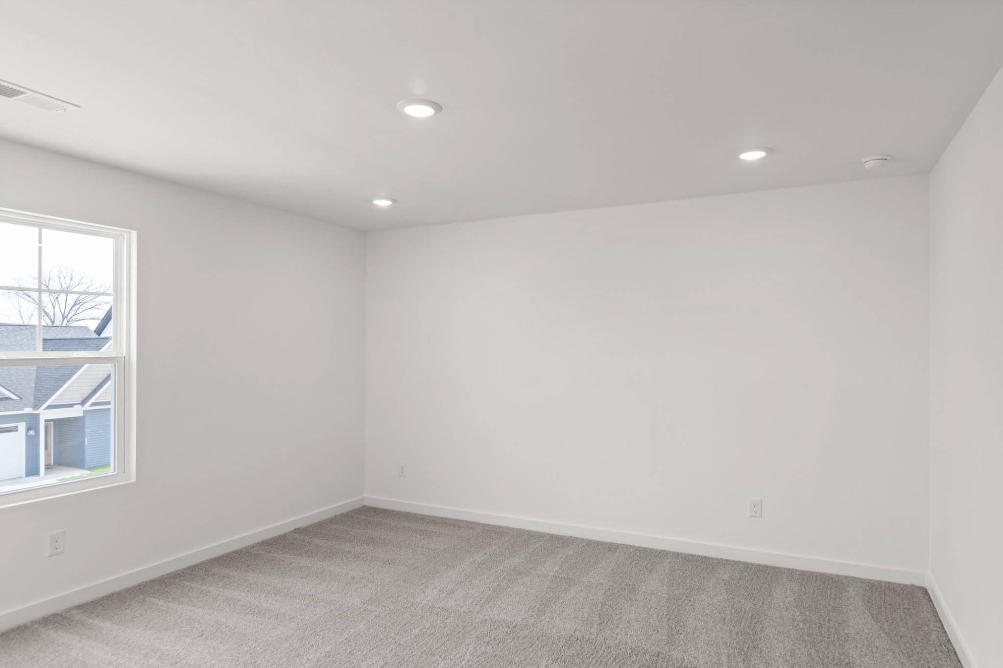 1626 Daly Dr Property Photo 10