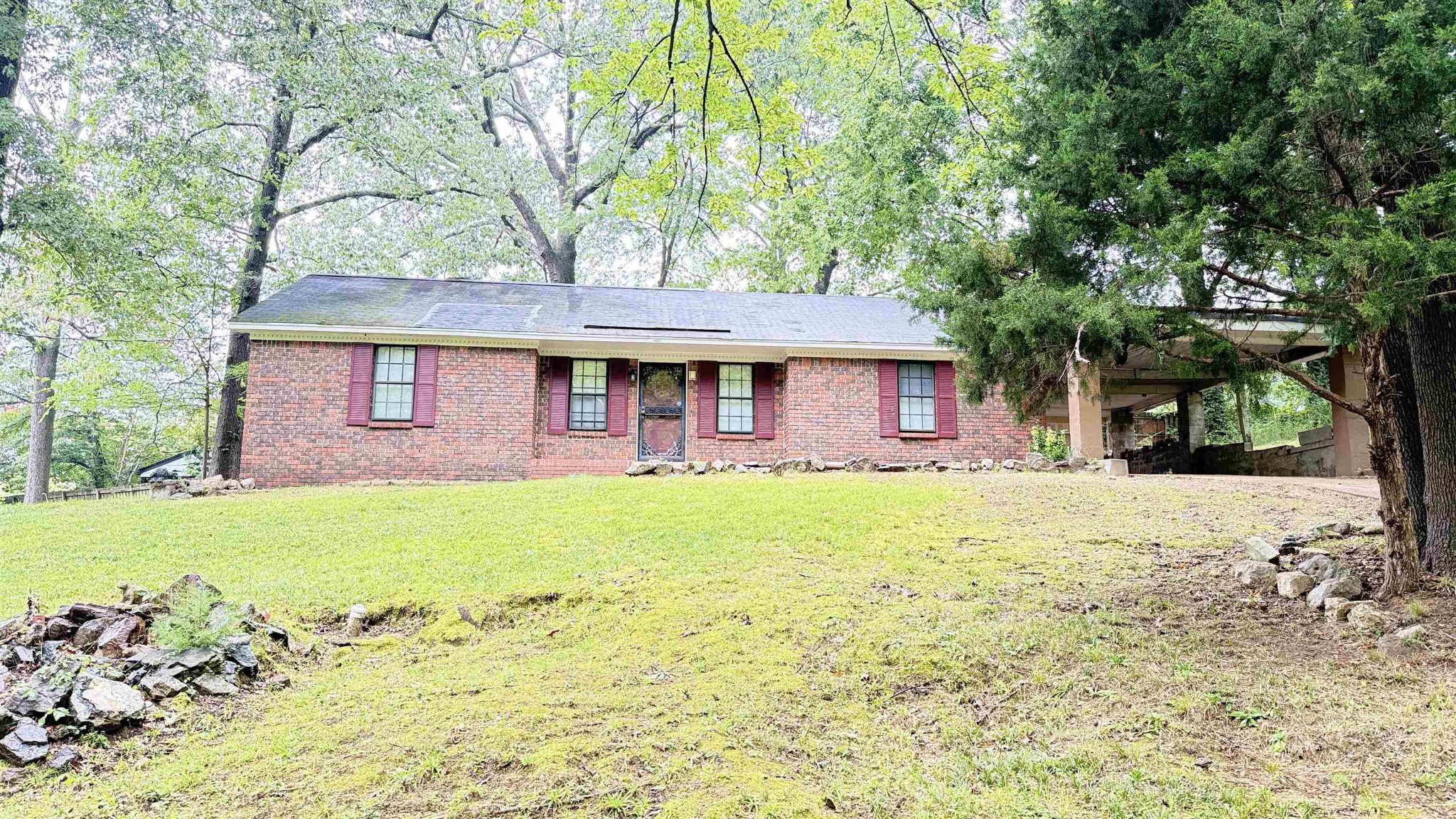 2753 E Skyline Cir Property Photo 1