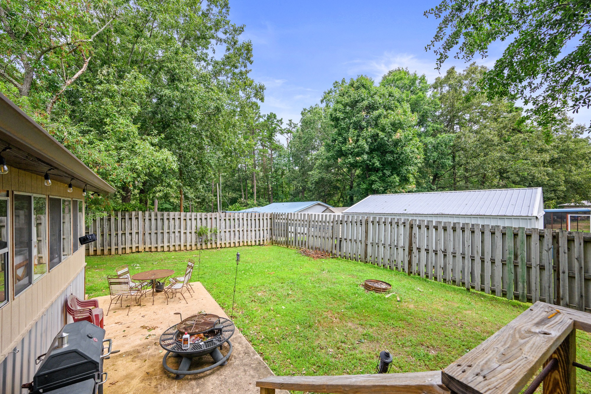 225 Pineview Dr Property Photo 12