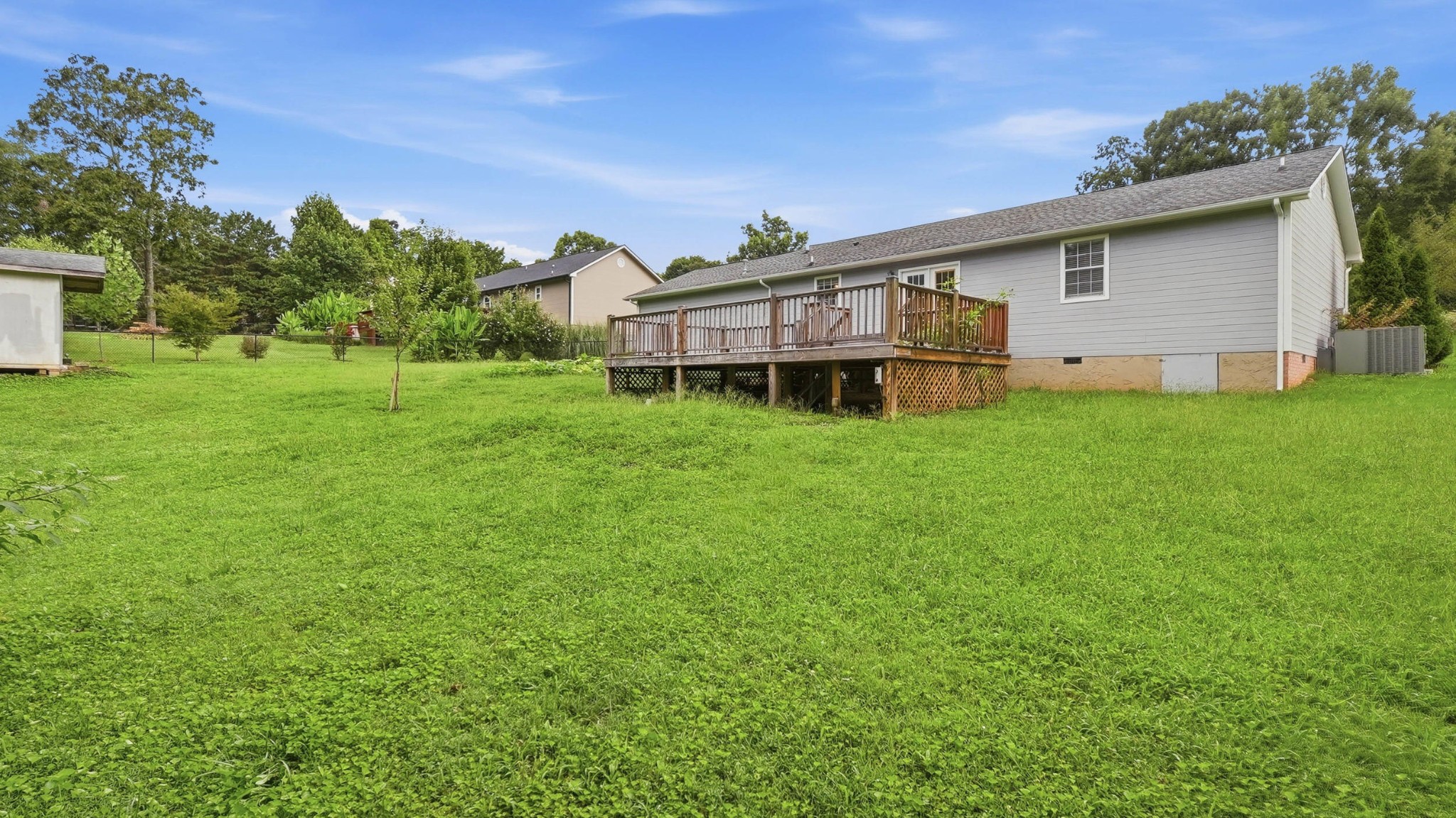 438 Fallen Leaf Drive Property Photo 19