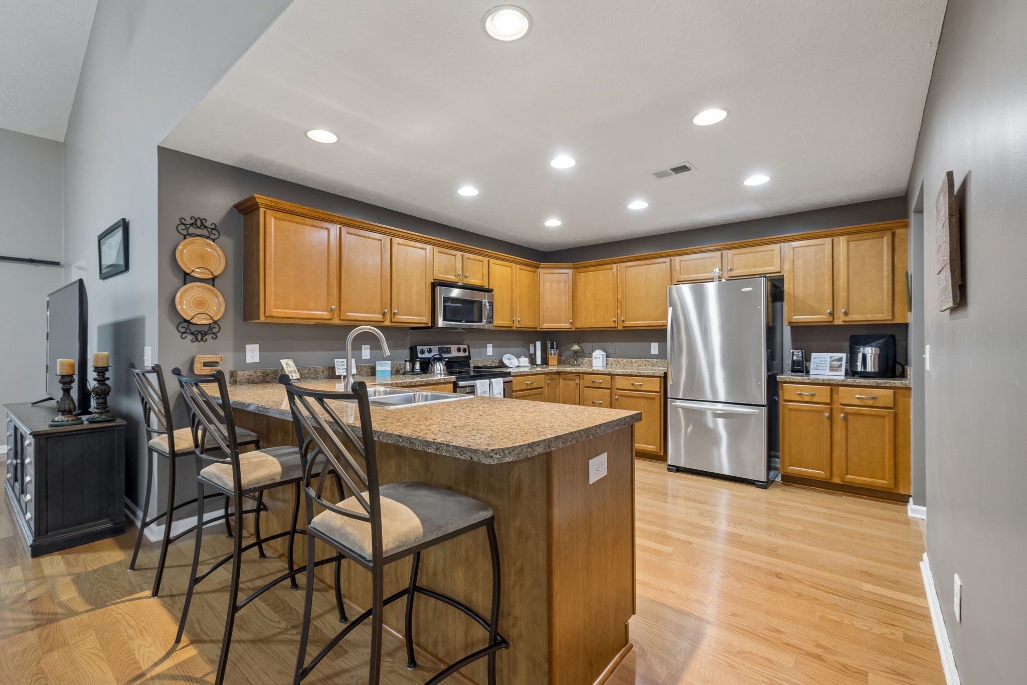 395 Devon Chase Hl Property Photo 18