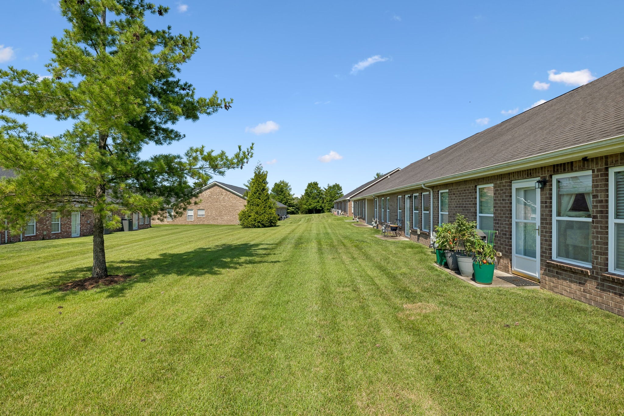 395 Devon Chase Hl Property Photo 28