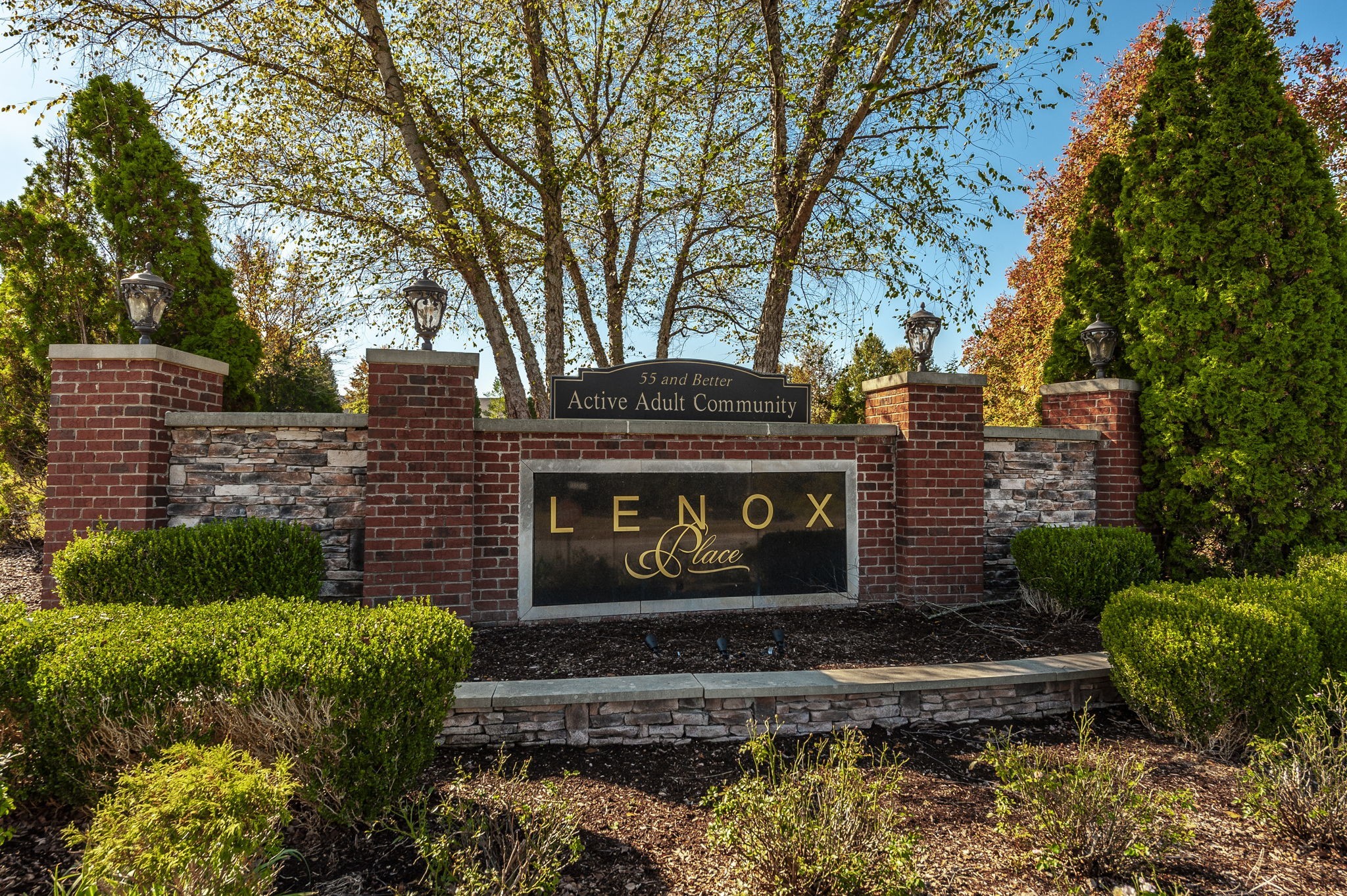 395 Devon Chase Hl Property Photo 37
