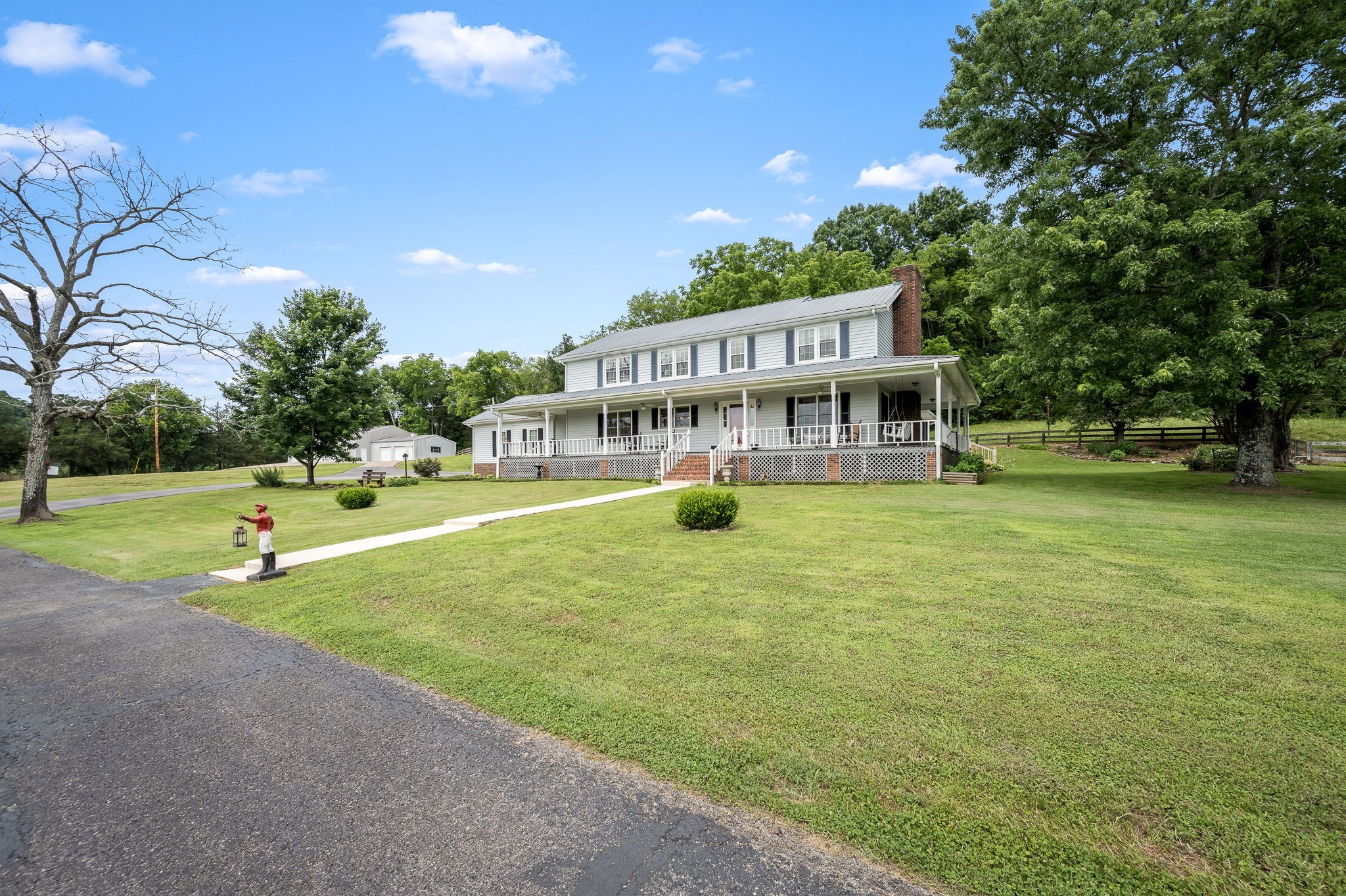448 County Line Rd Property Photo 1