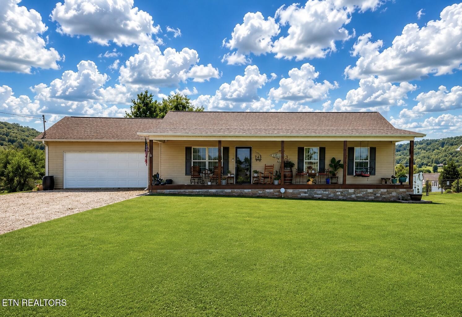253 Ramblin Rd