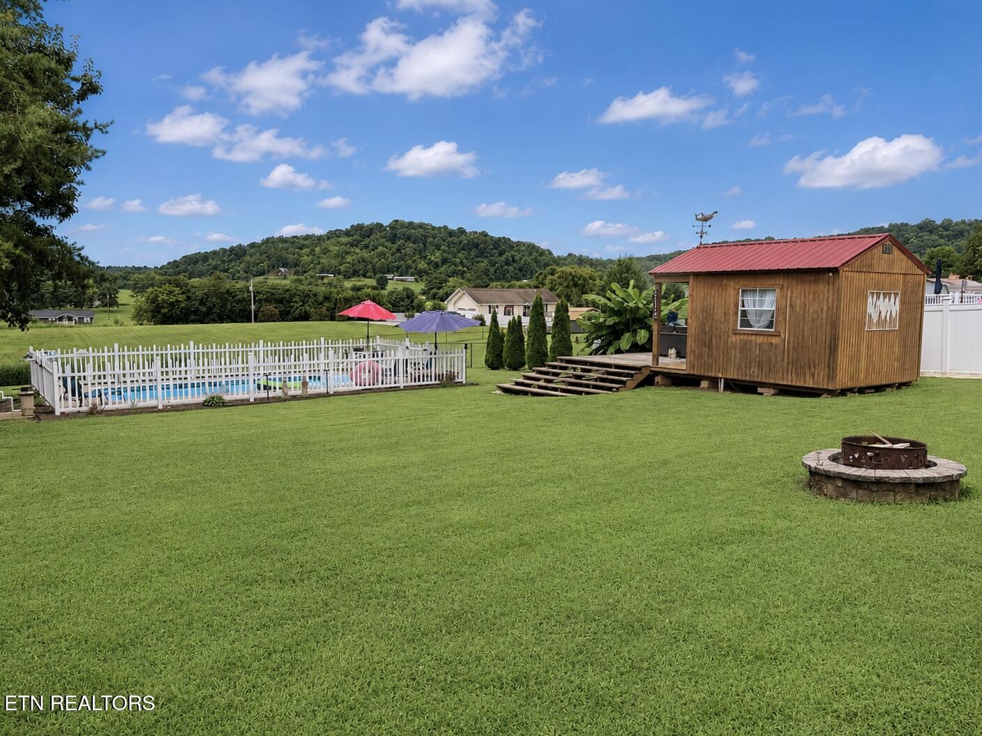 253 Ramblin Rd Property Photo 4