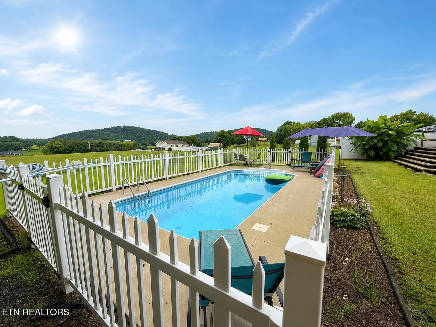 253 Ramblin Rd Property Photo 12