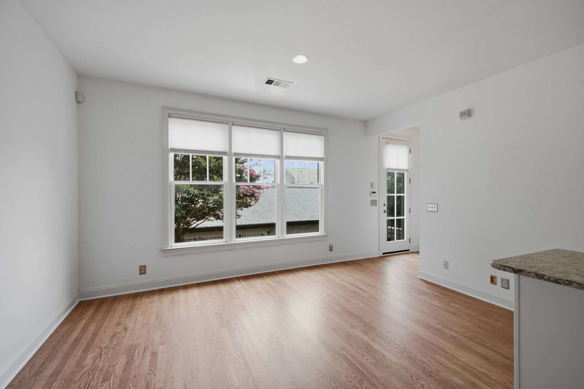 2418 Clare Park Dr Property Photo 15