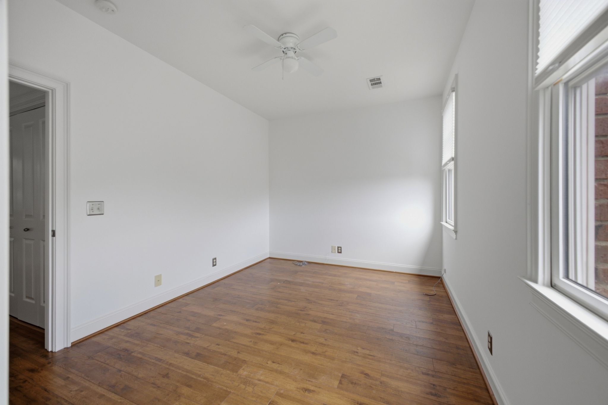 2418 Clare Park Dr Property Photo 22