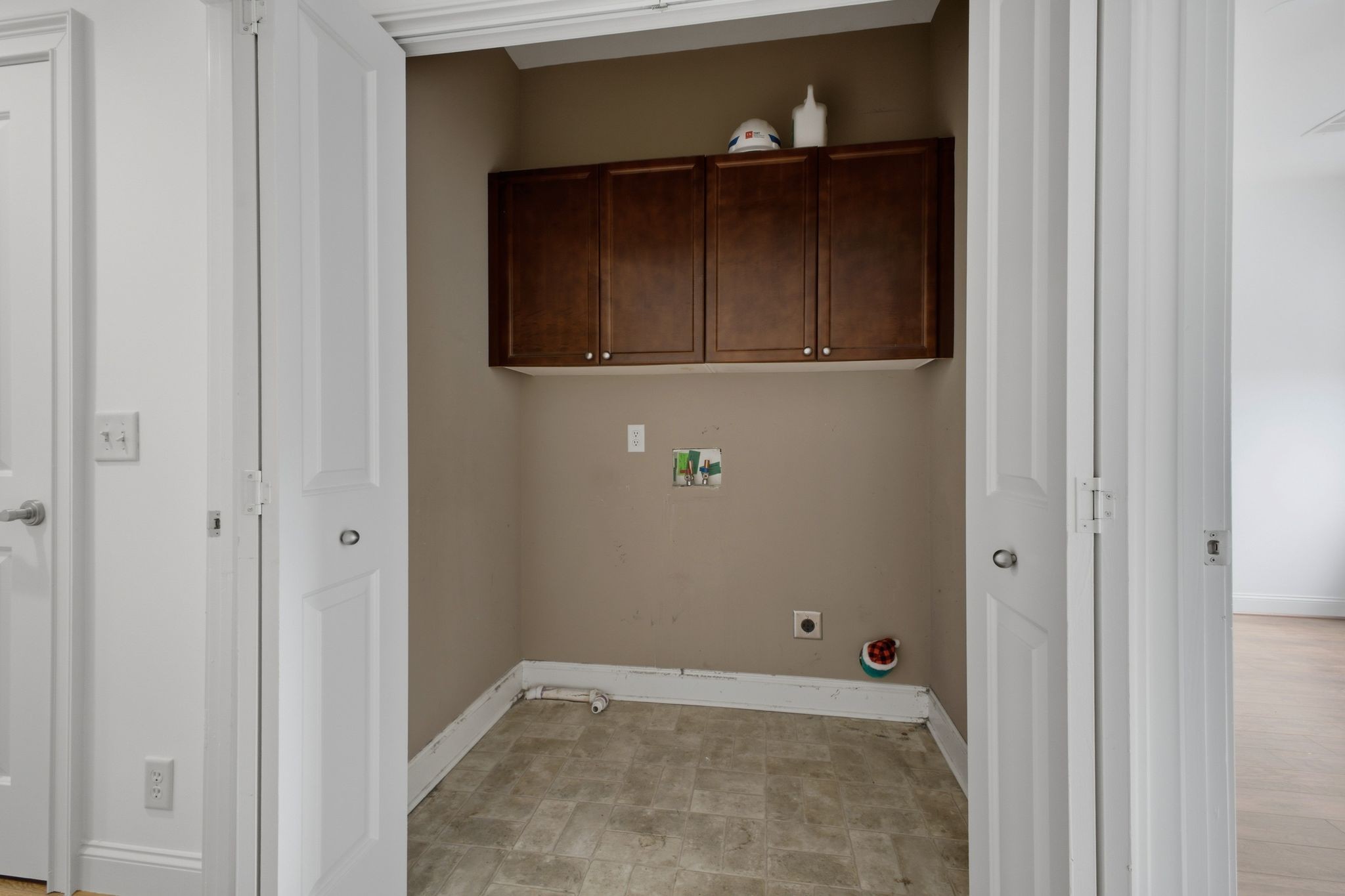 2418 Clare Park Dr Property Photo 25