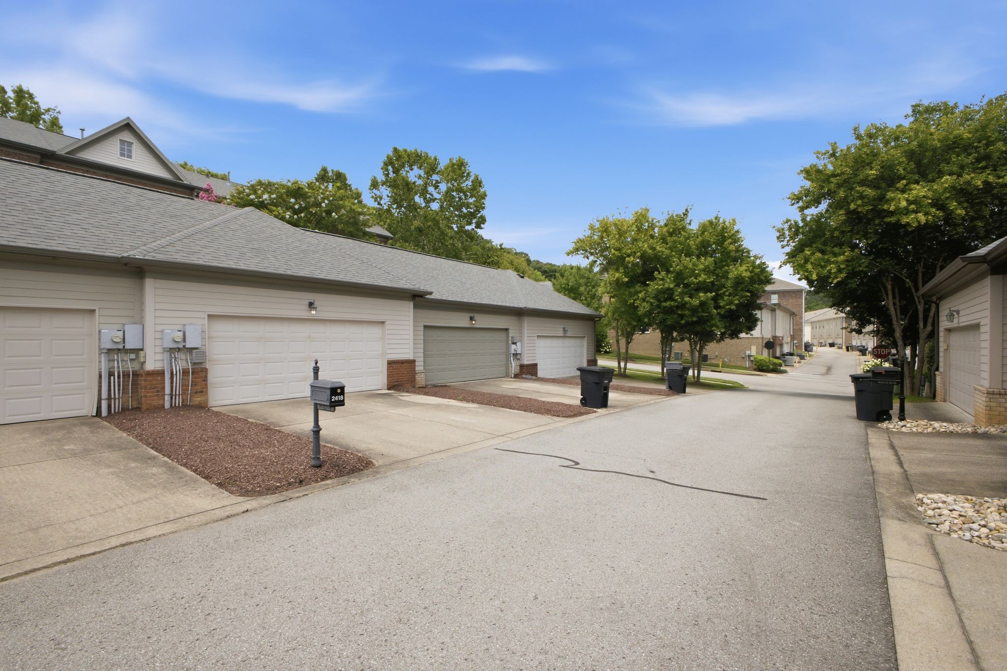 2418 Clare Park Dr Property Photo 30