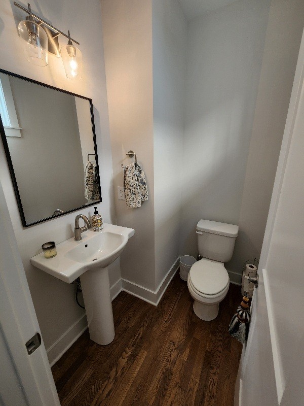 530 Edwin St Property Photo 7