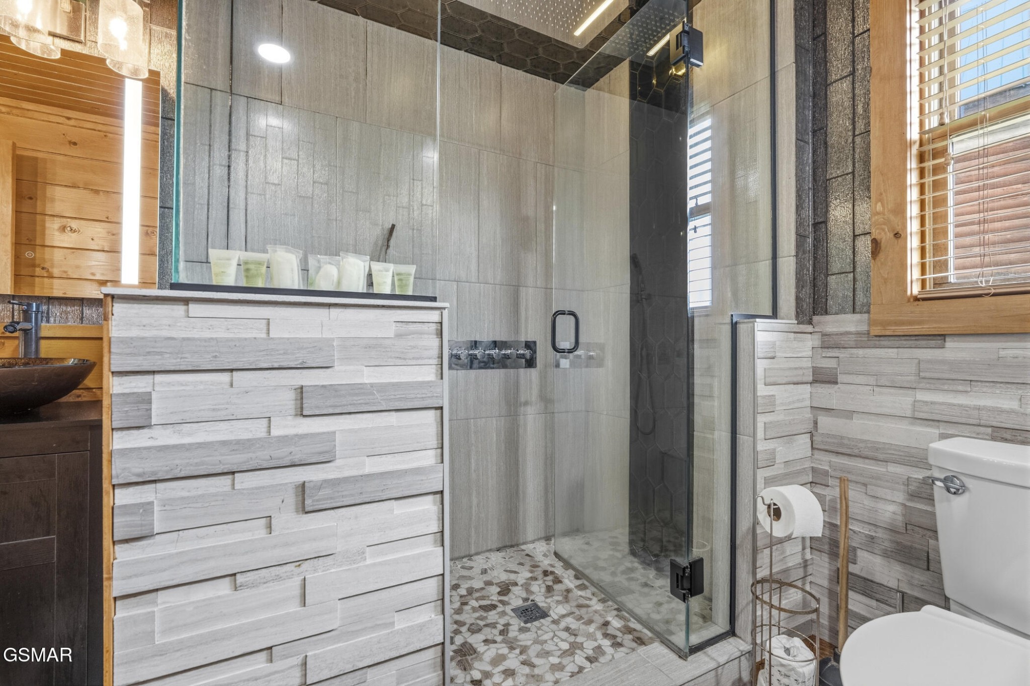 605 Cherry Blossom Way Property Photo 24
