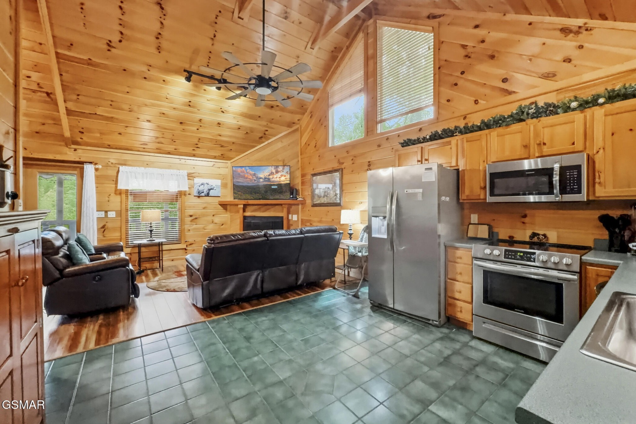 2015 Ridgecrest Loop Way Property Photo 13