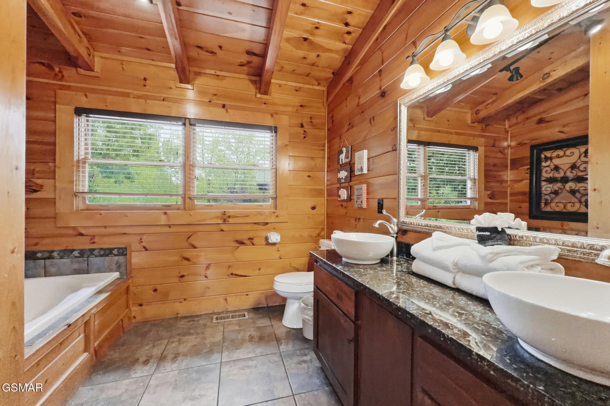 2906 Quiet Oak Way Property Photo 28