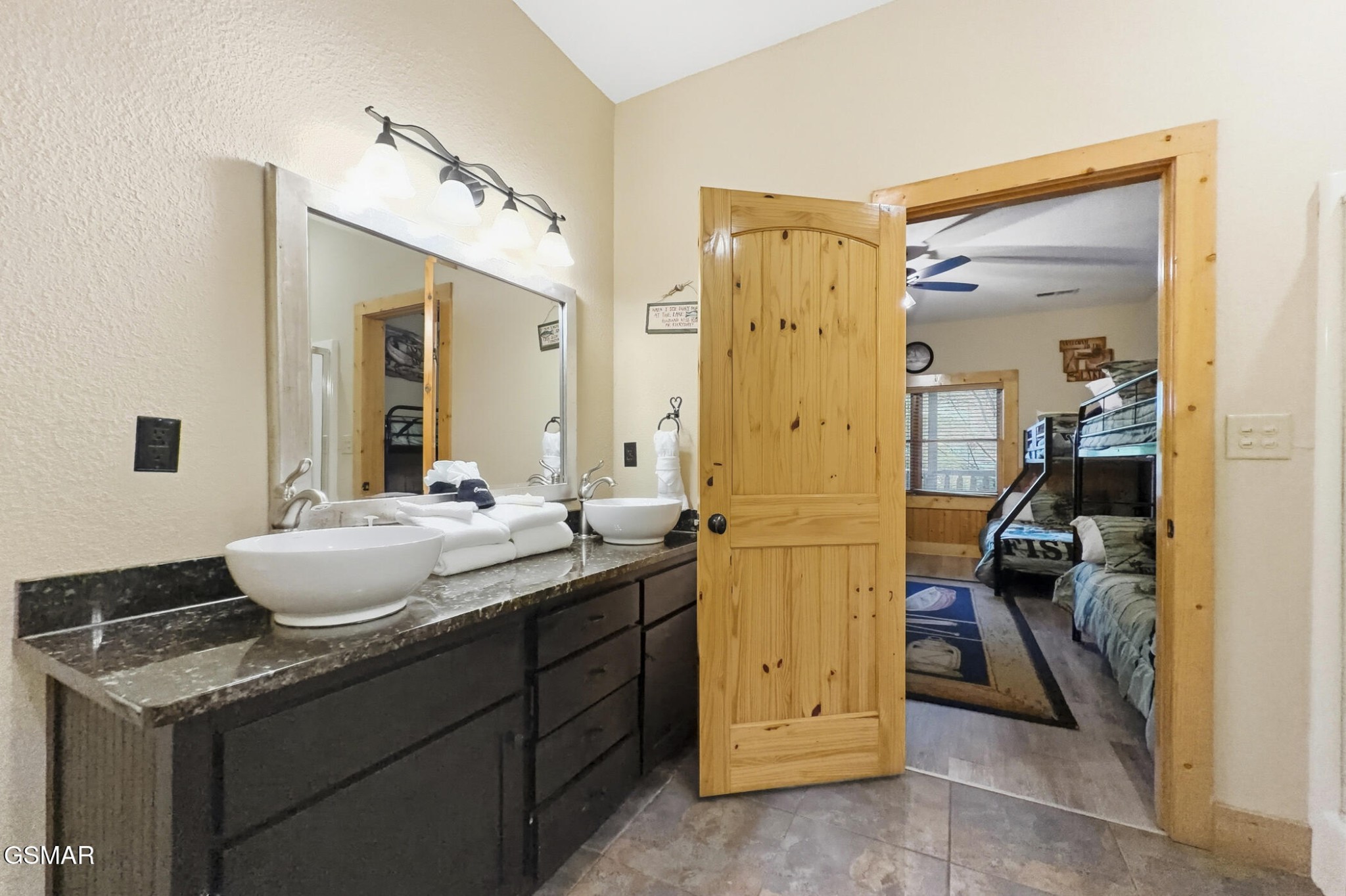 2906 Quiet Oak Way Property Photo 41
