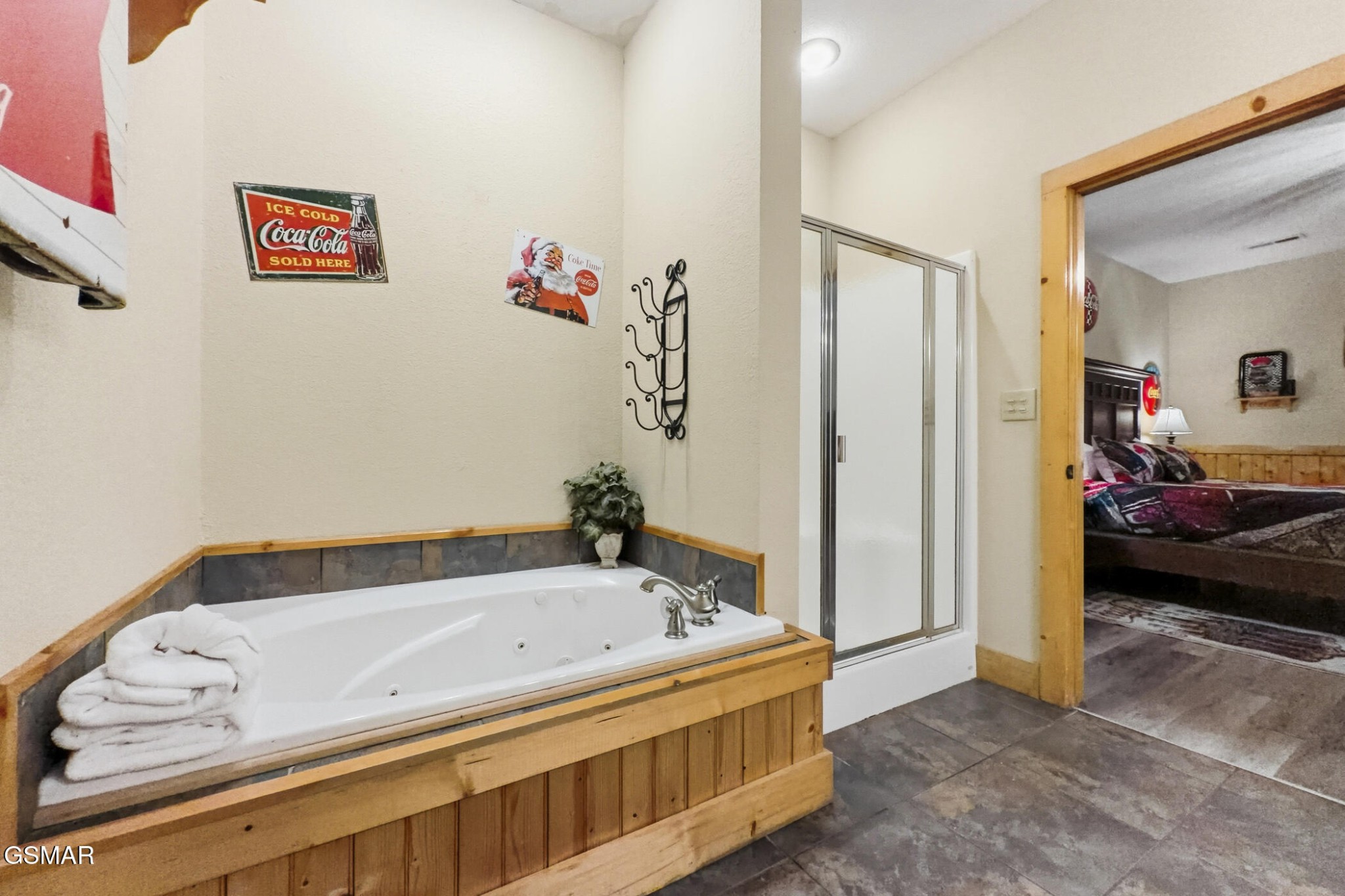 2906 Quiet Oak Way Property Photo 47