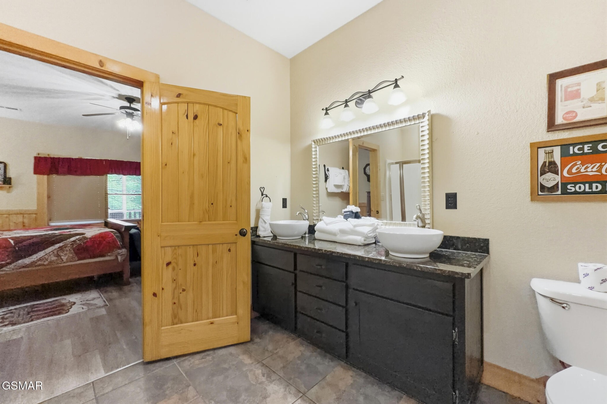 2906 Quiet Oak Way Property Photo 48
