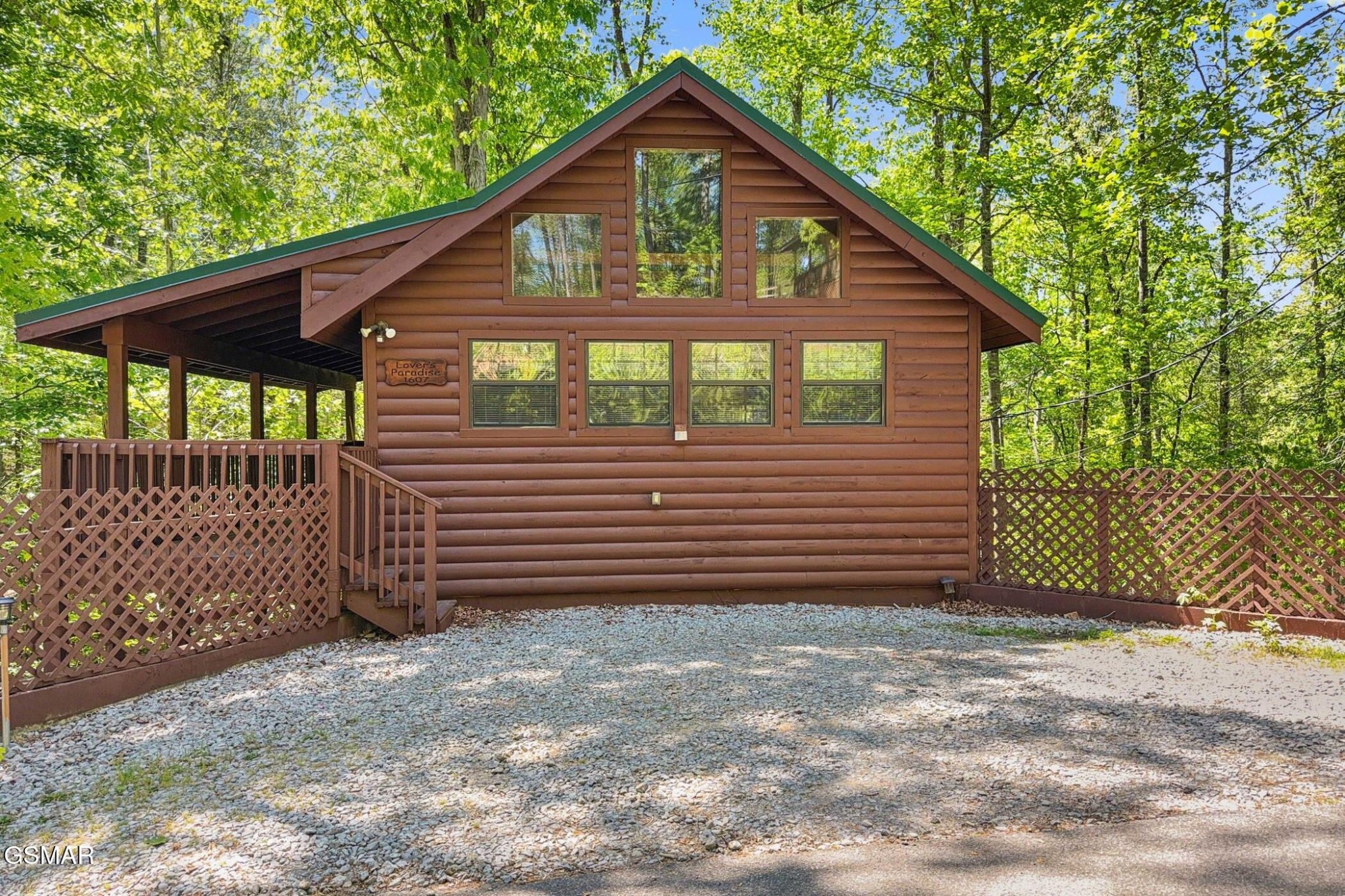 1607 S Mountain View Road Property Photo 4