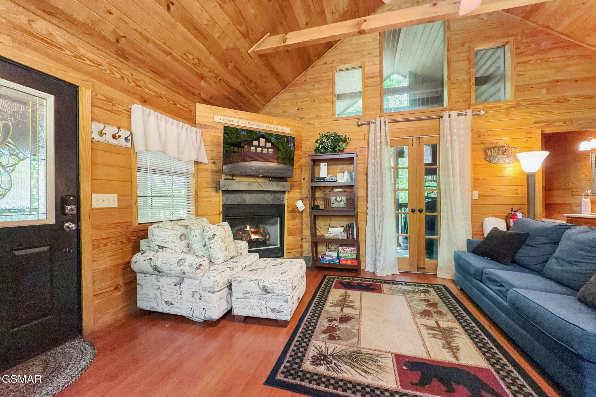 1607 S Mountain View Road Property Photo 6