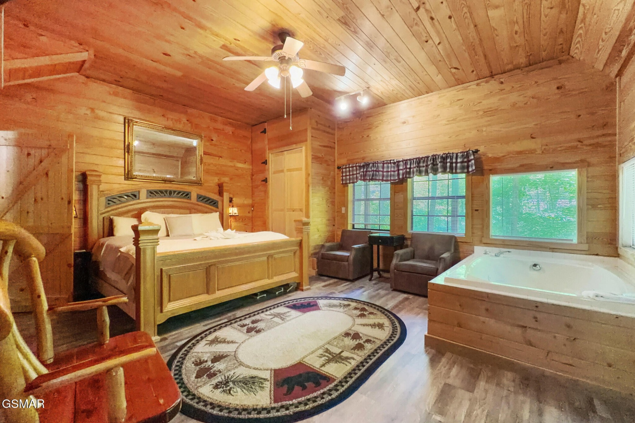1607 S Mountain View Road Property Photo 13