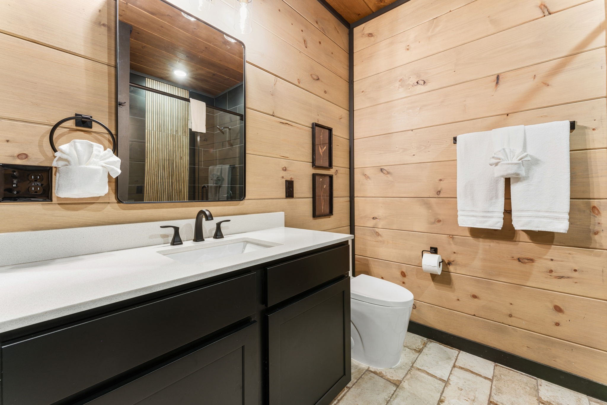 1724 Knotty Log Way Property Photo 74