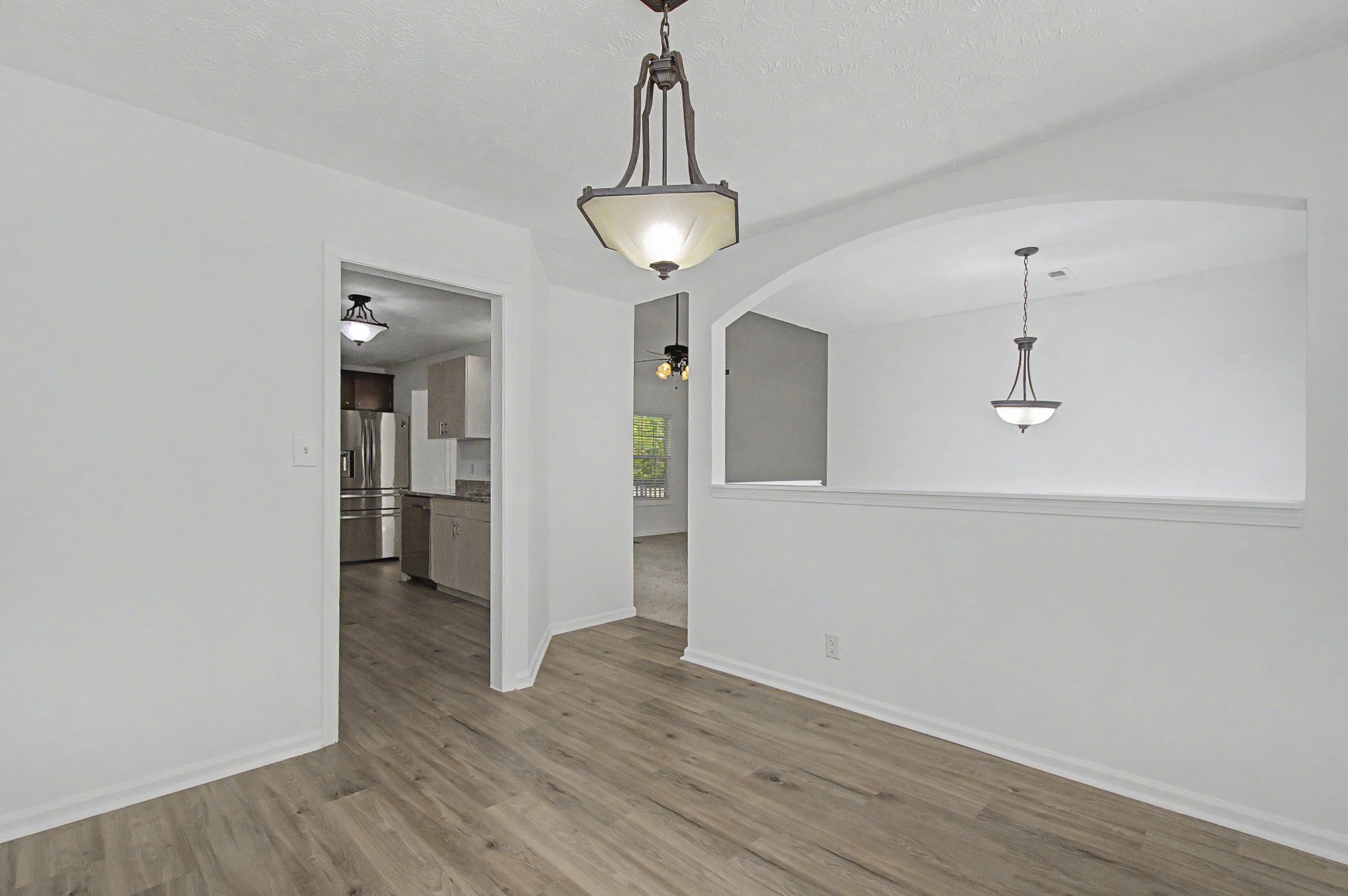 1371 Constitution Dr Property Photo 15