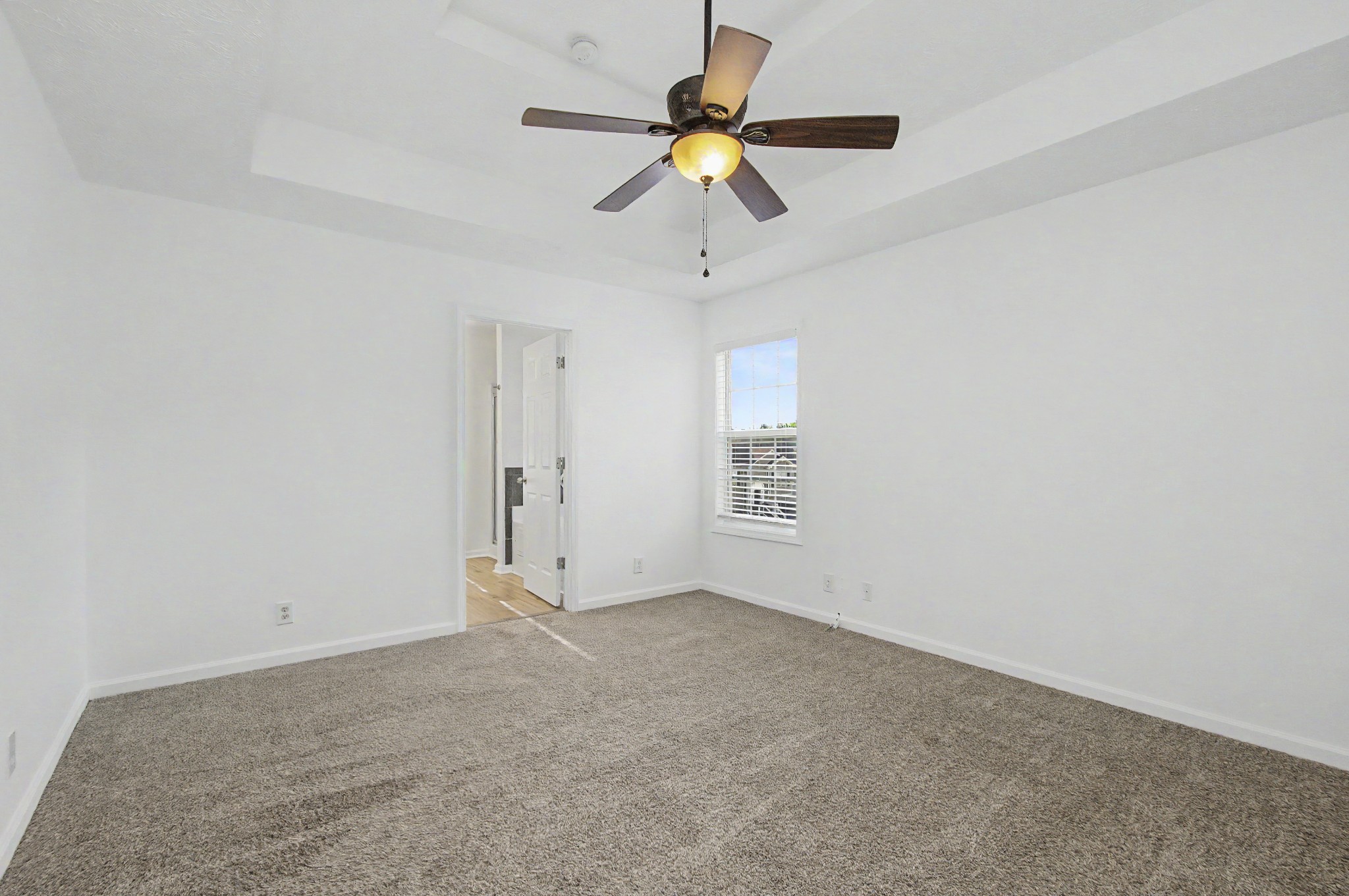 1371 Constitution Dr Property Photo 18