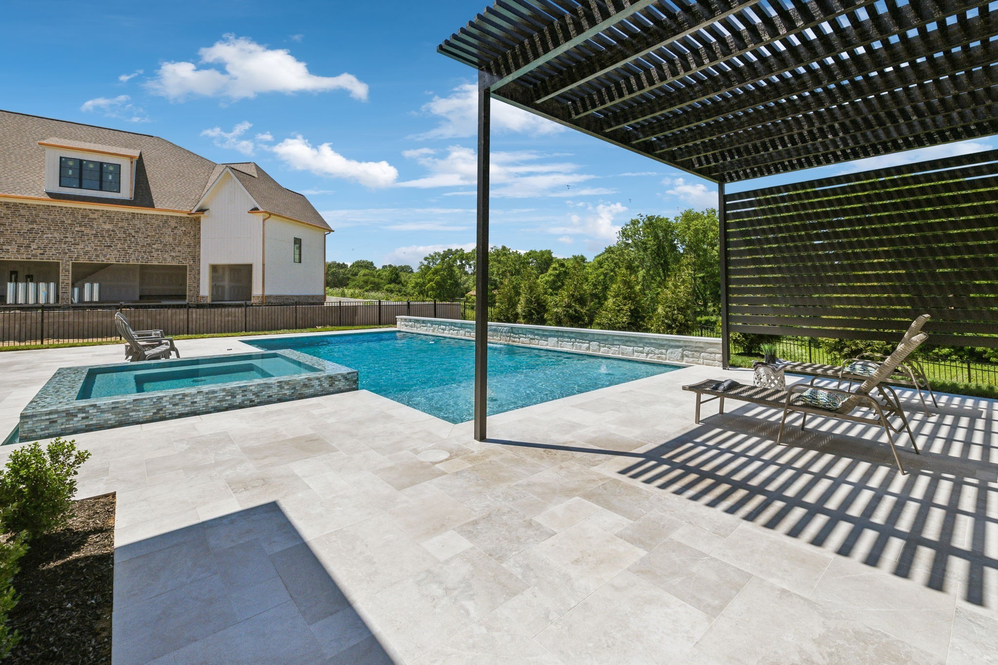 8104 Turning Point Dr Property Photo 18