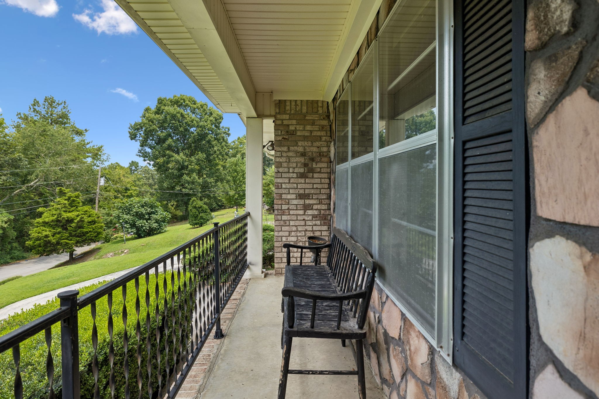 6933 Barter Dr Property Photo 5