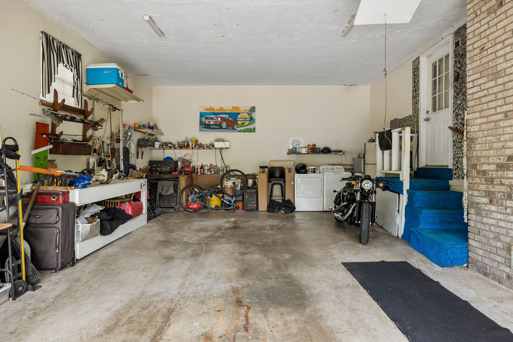 6933 Barter Dr Property Photo 29